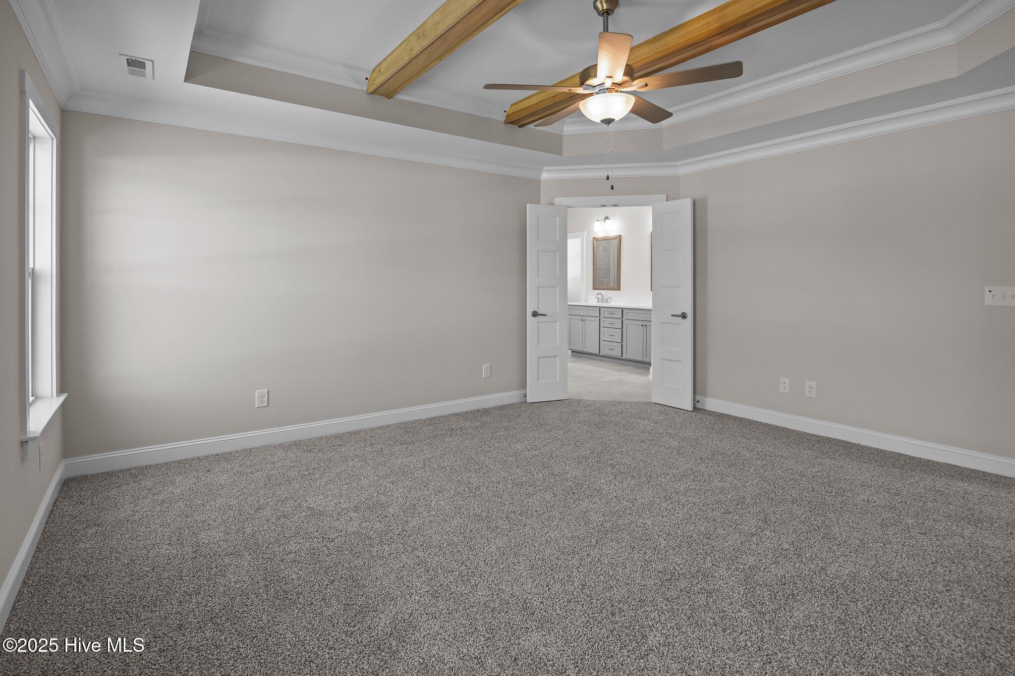 911 Hunter Grace Drive Property Photo 24