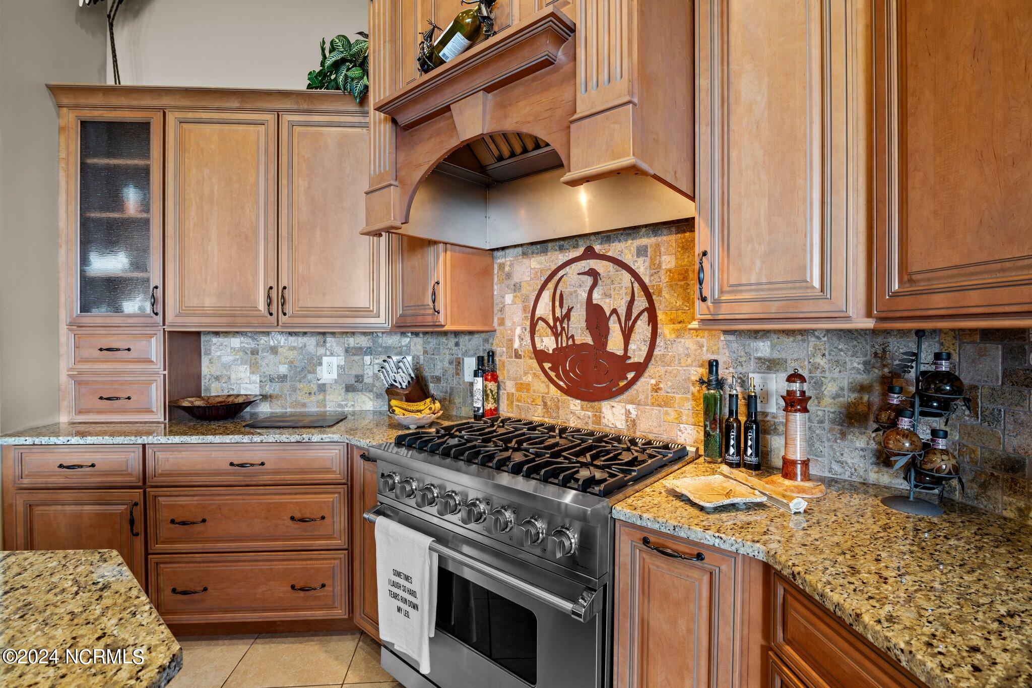 2391 Temples Point Road Property Photo 15
