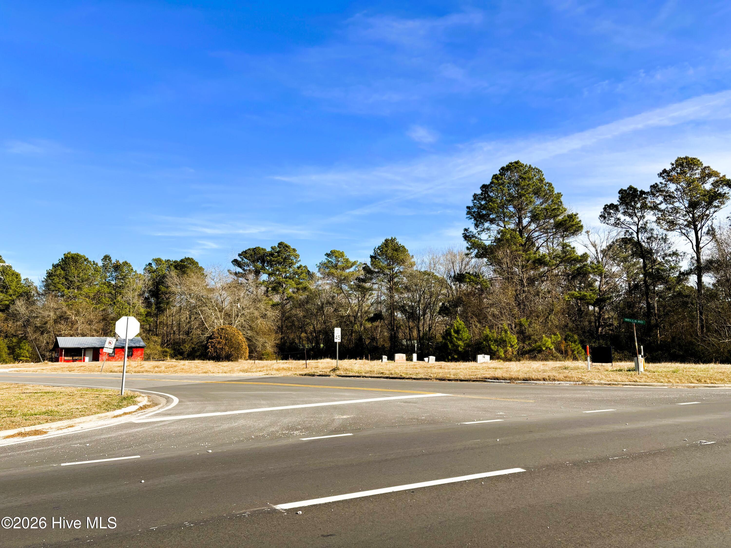 980 Wells Road Property Photo 1