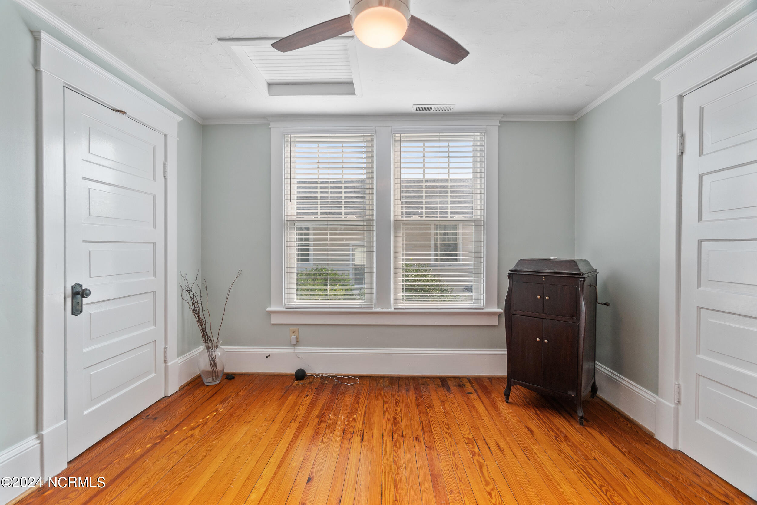 1012 W Church Street Property Photo 27