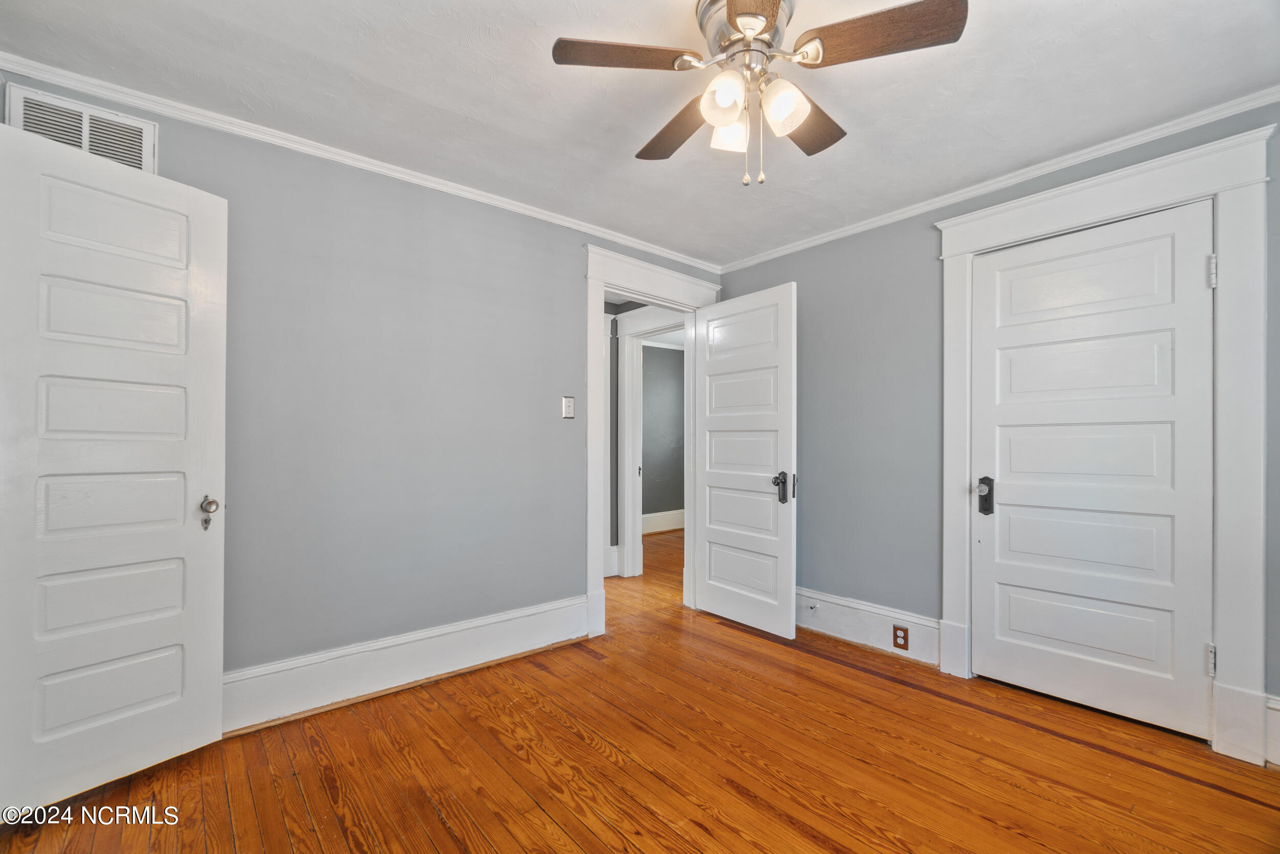 1012 W Church Street Property Photo 32