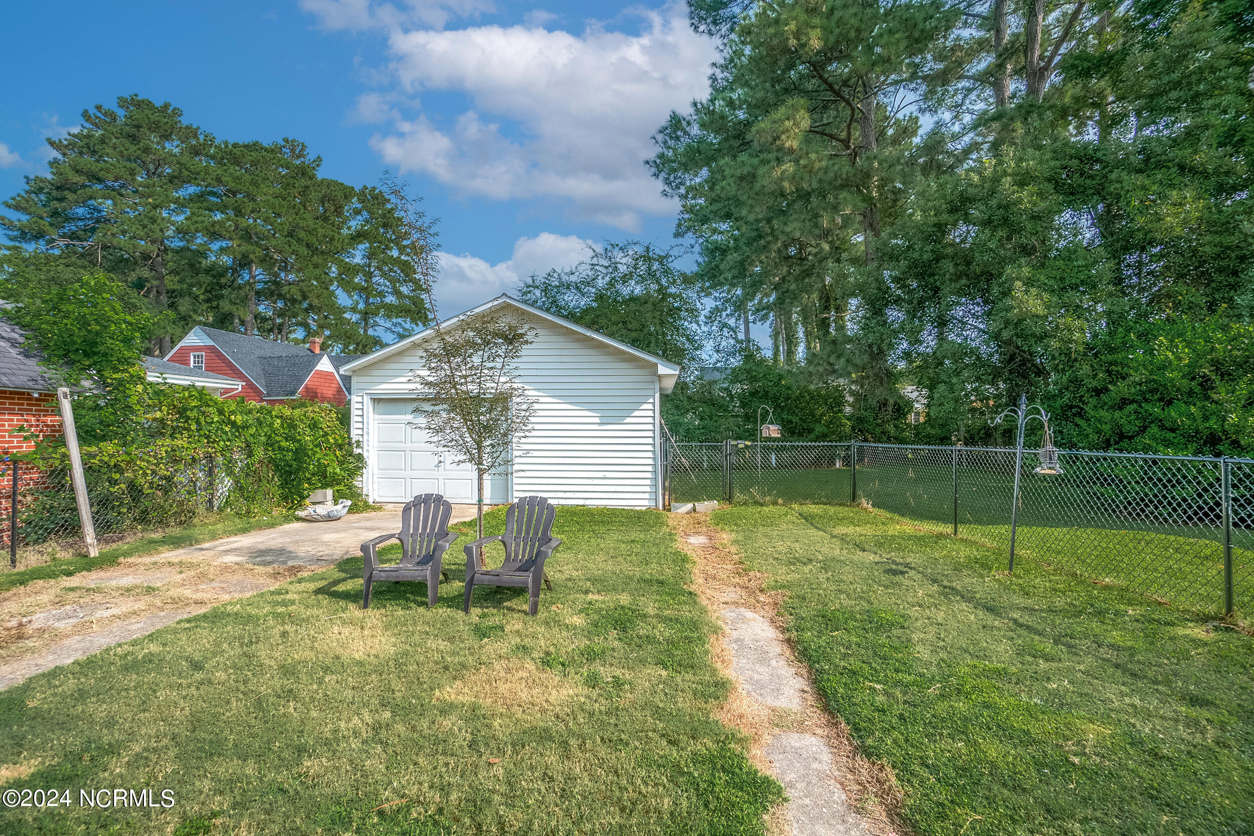 1012 W Church Street Property Photo 38