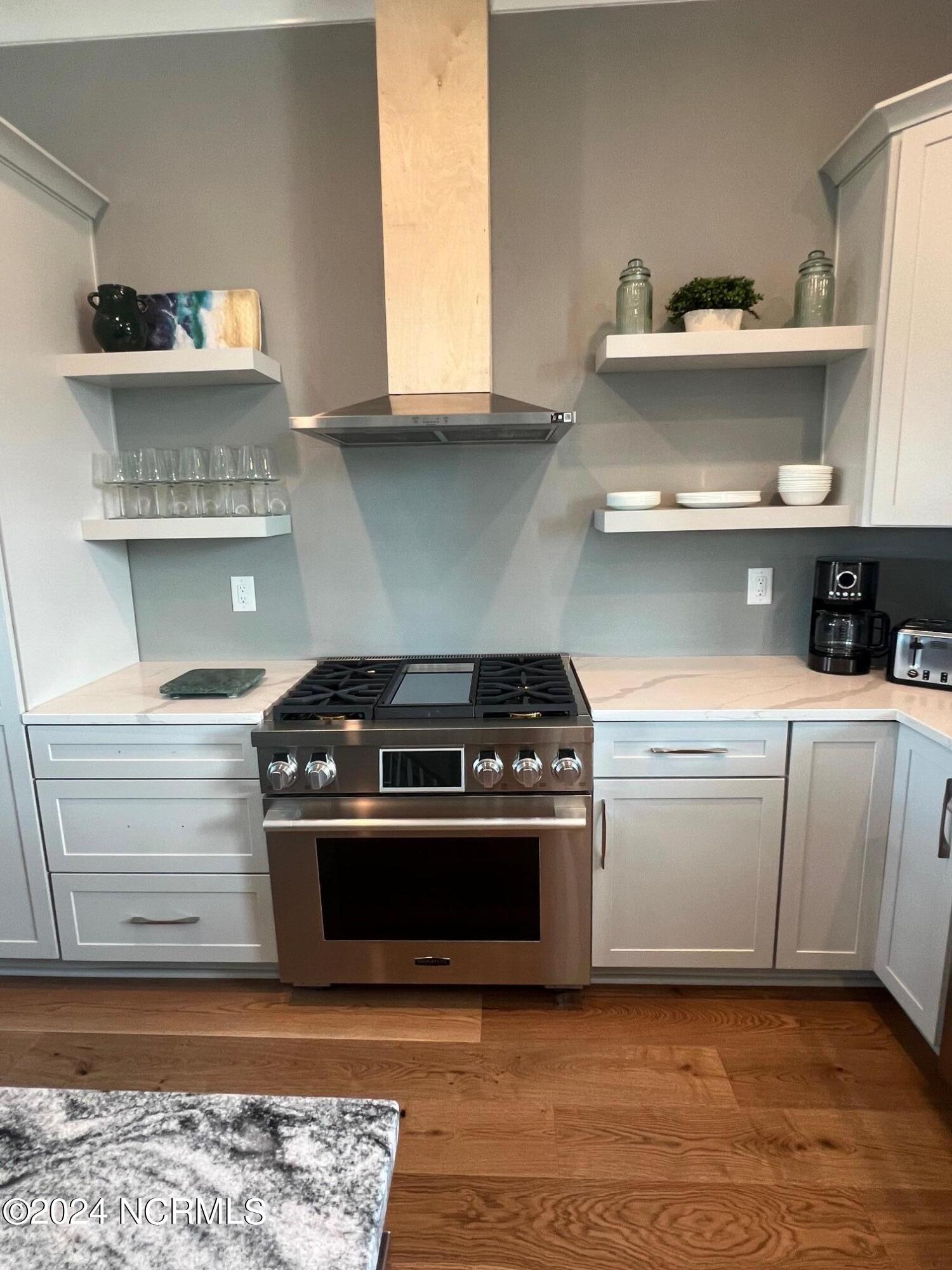 935 Salter Path Road . Property Photo 10