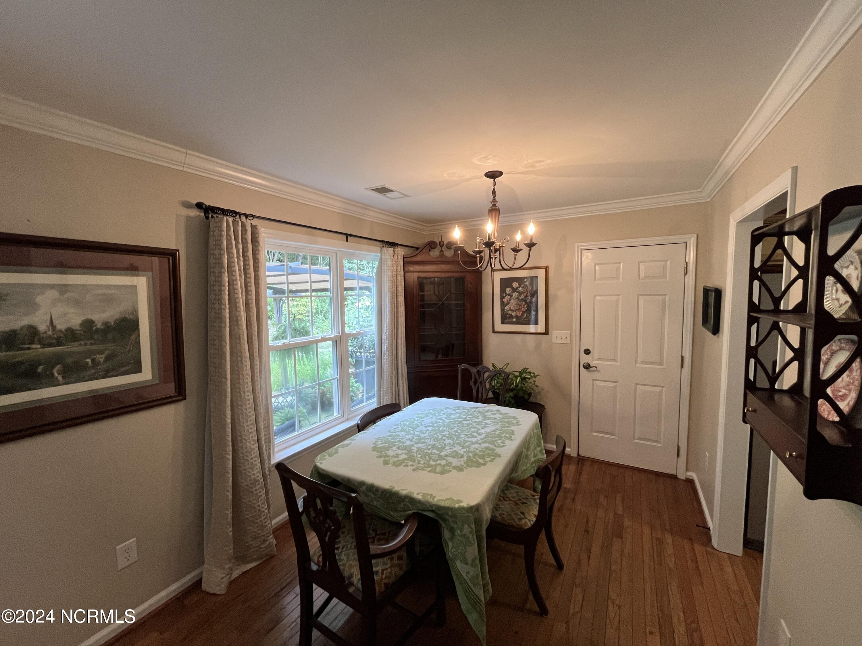 1408 Plantation Circle Property Photo 13