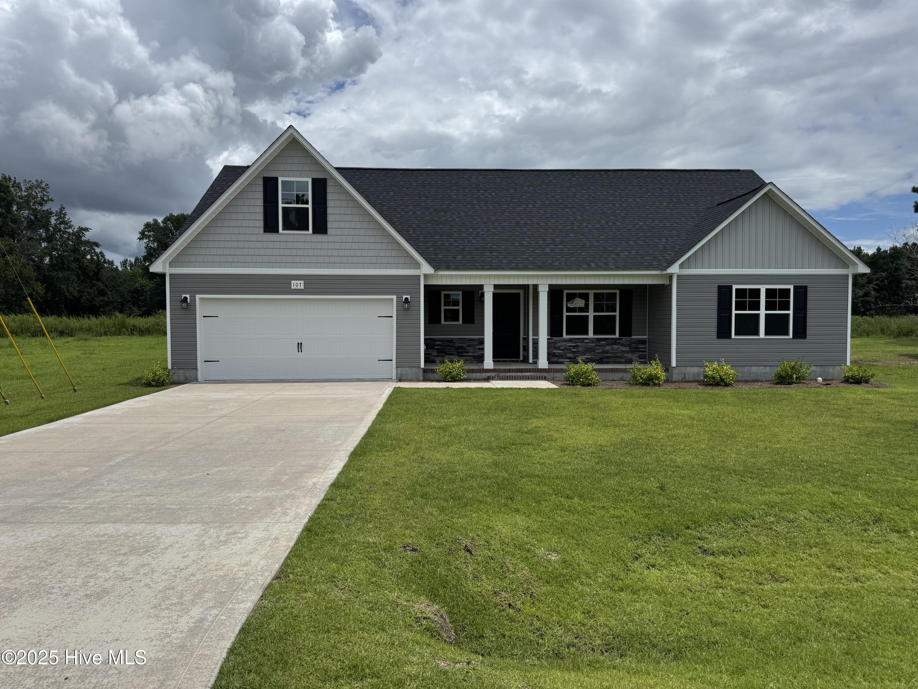 107 Woodford Drive Property Photo 1