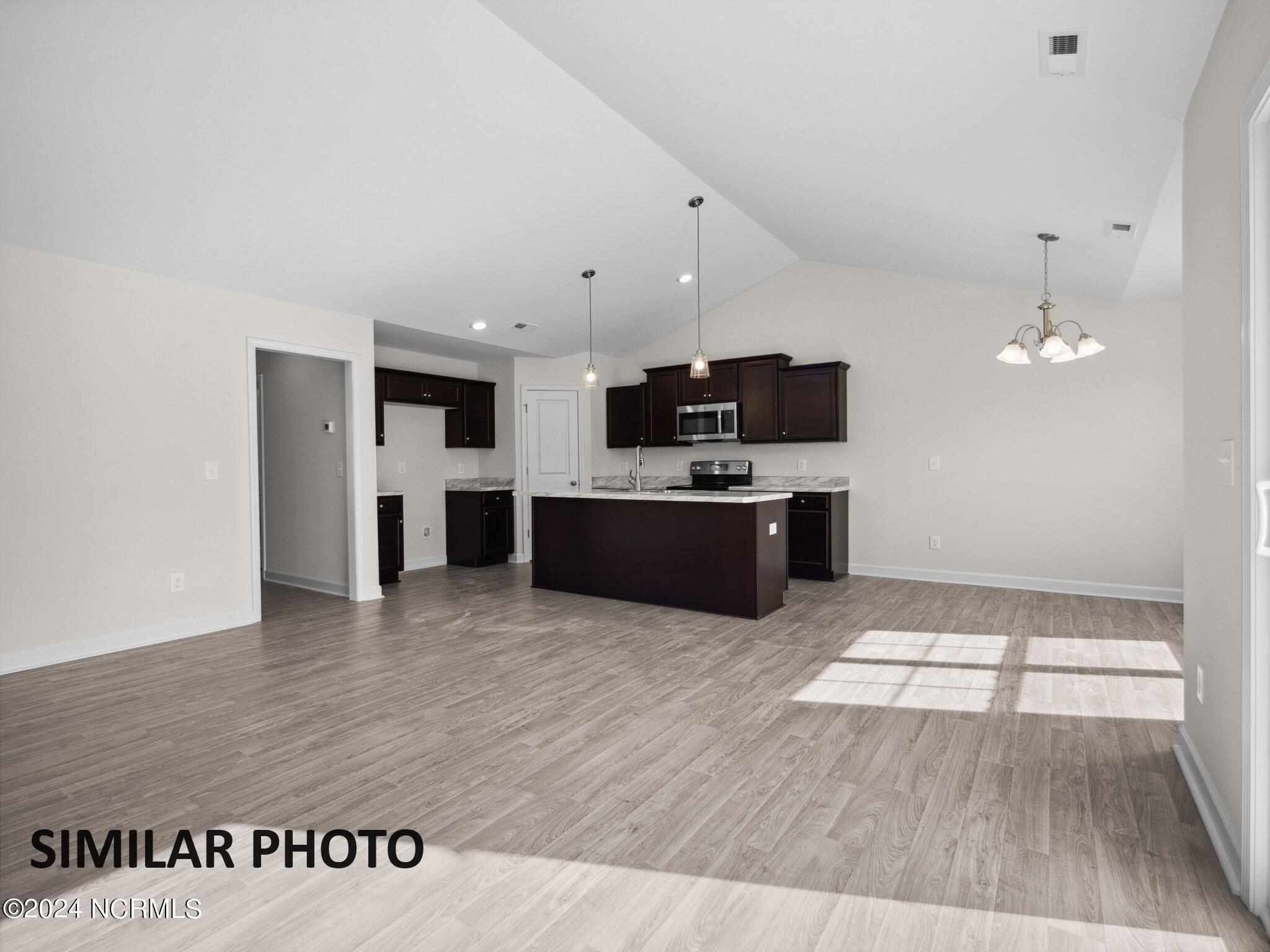 107 Woodford Drive Property Photo 20