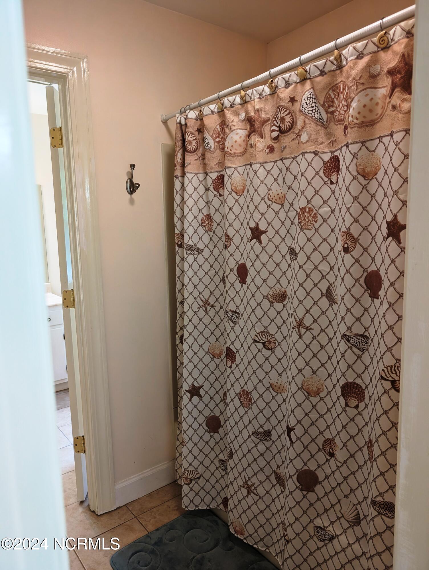 1711 Westbrook Drive Property Photo 21
