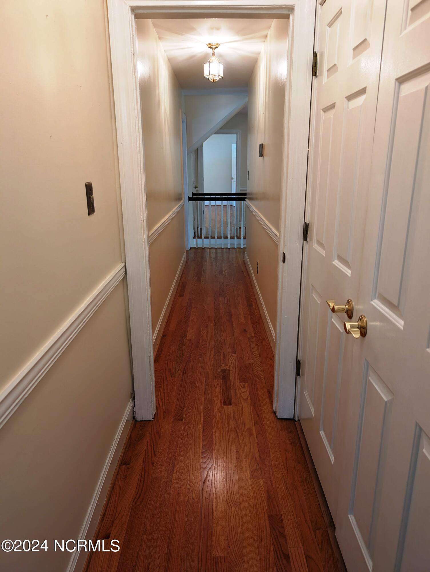 1711 Westbrook Drive Property Photo 32