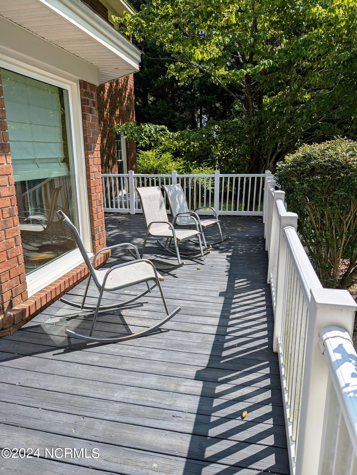 1711 Westbrook Drive Property Photo 37