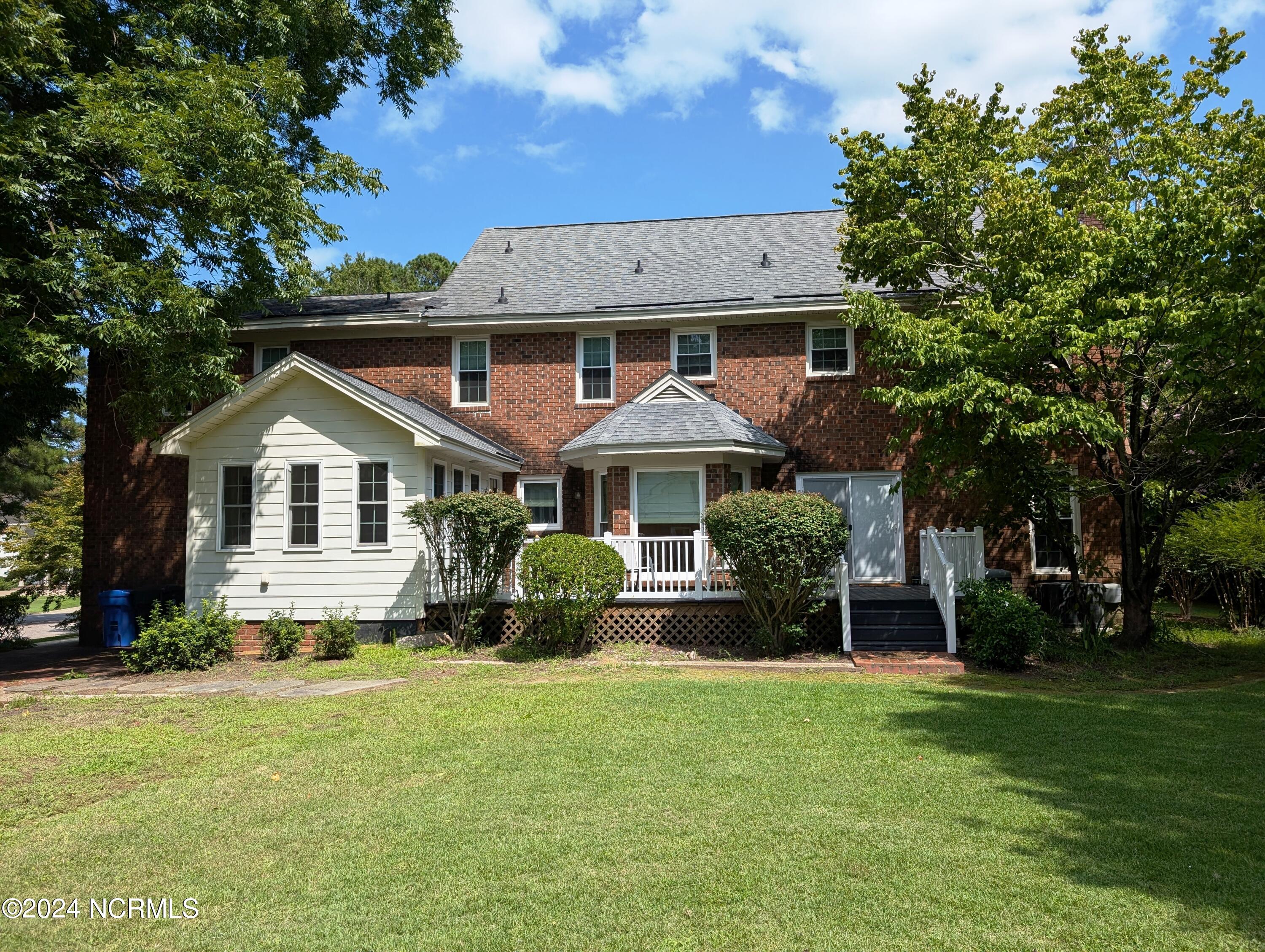 1711 Westbrook Drive Property Photo 42
