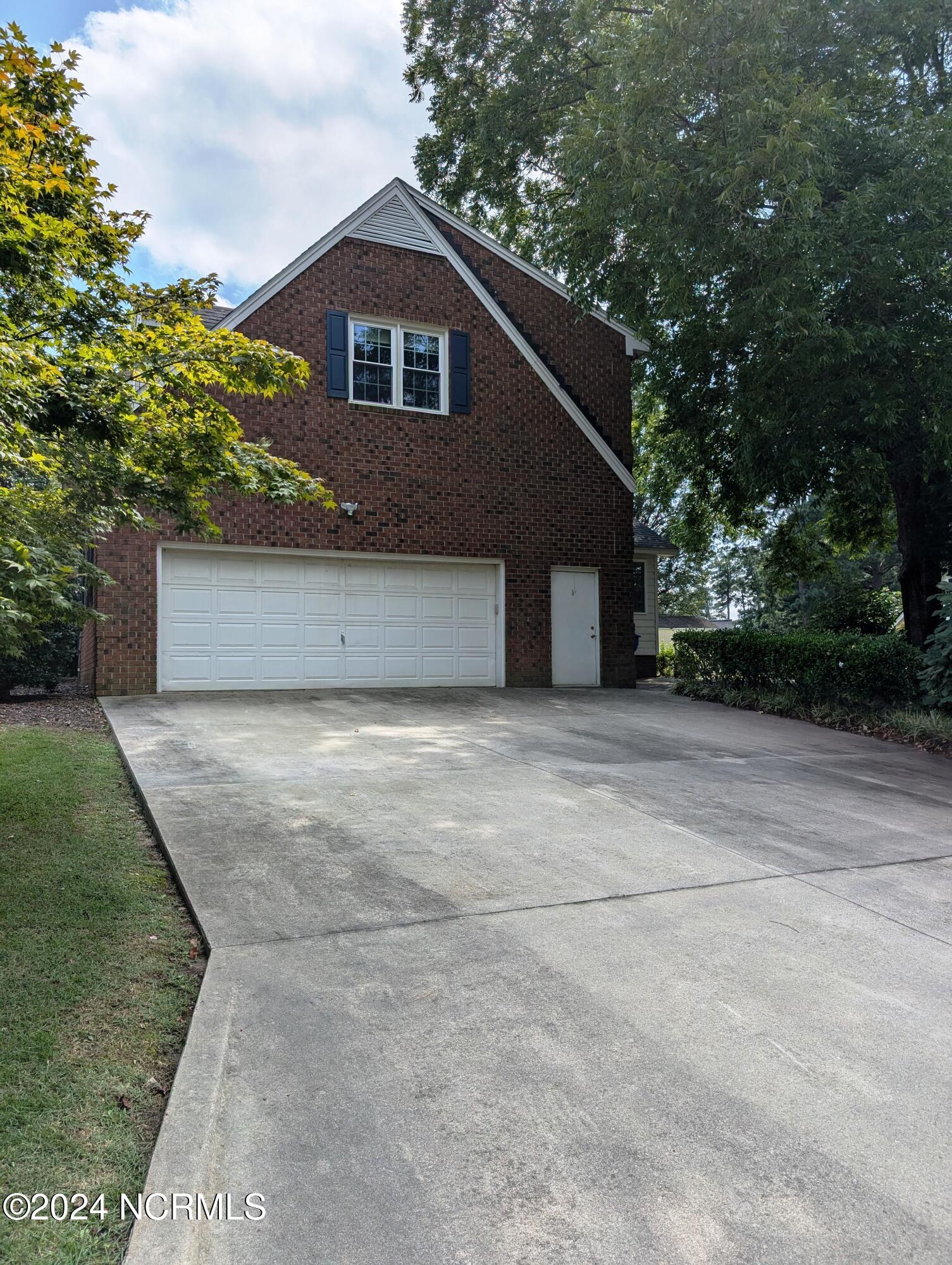 1711 Westbrook Drive Property Photo 43