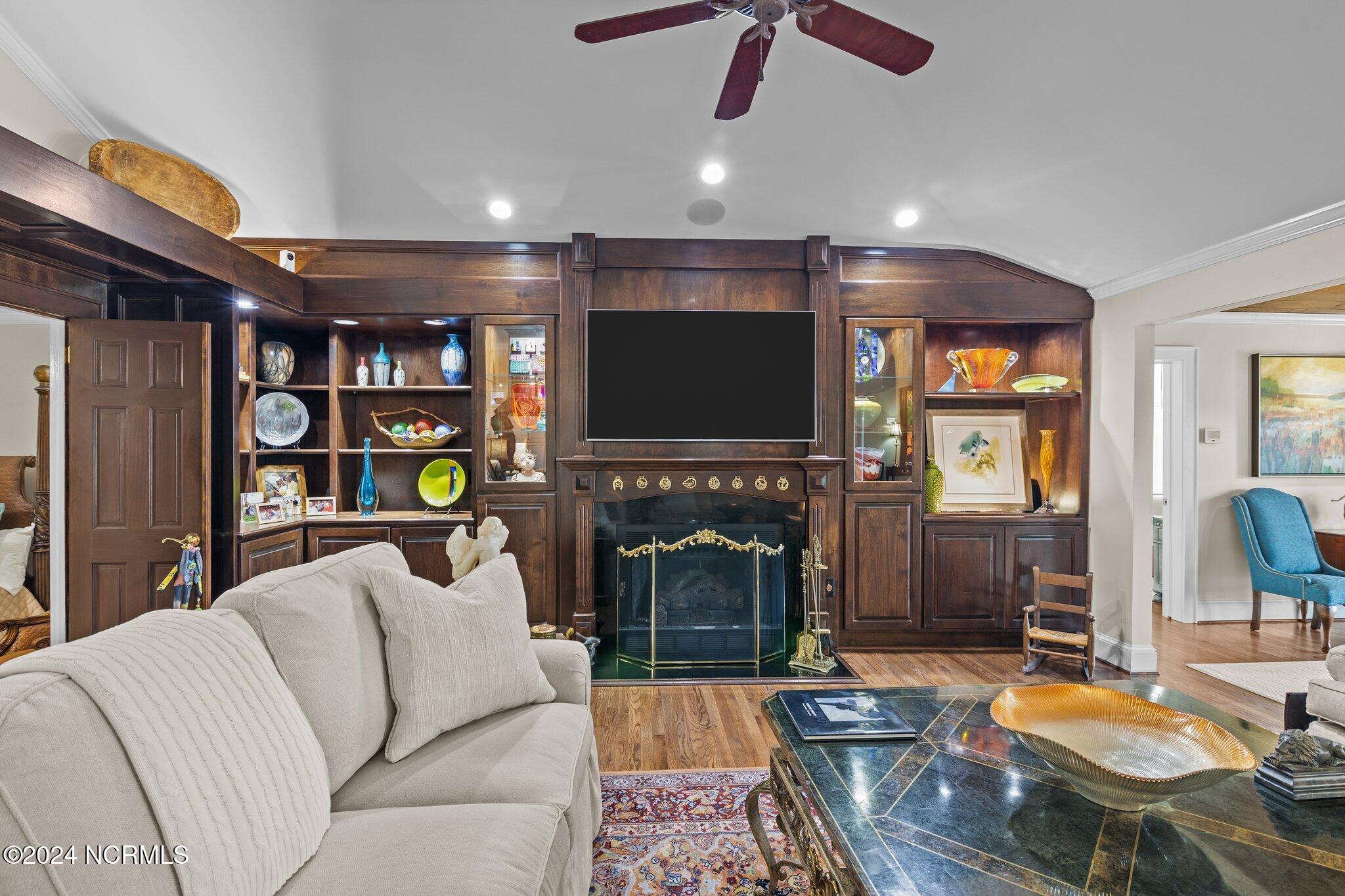 216 Wilson Point Road Property Photo 45