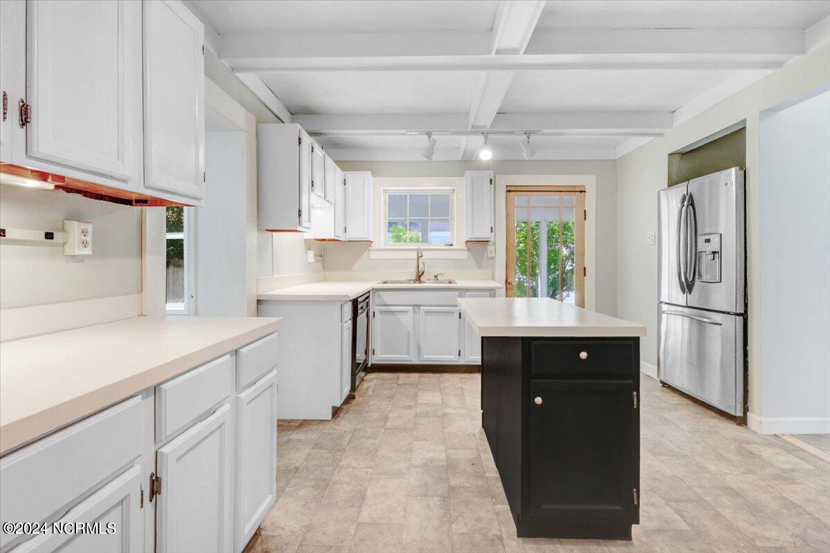6709 E Wilson Street Property Photo 7