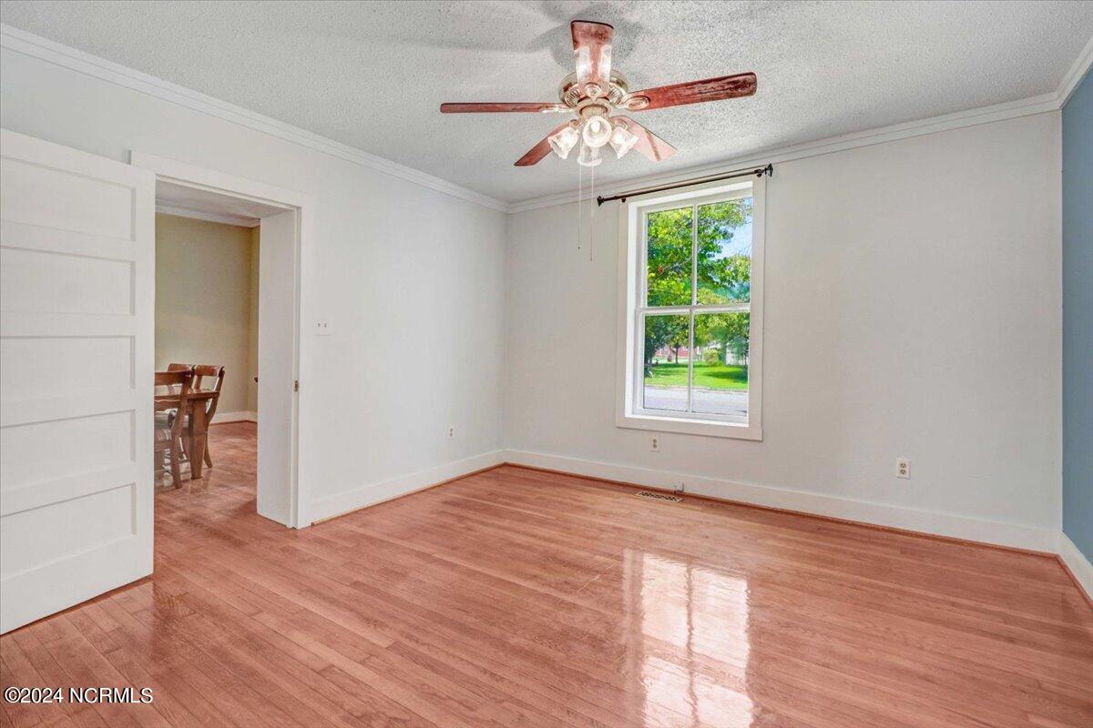 6709 E Wilson Street Property Photo 15