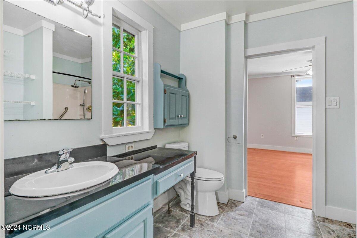 6709 E Wilson Street Property Photo 17