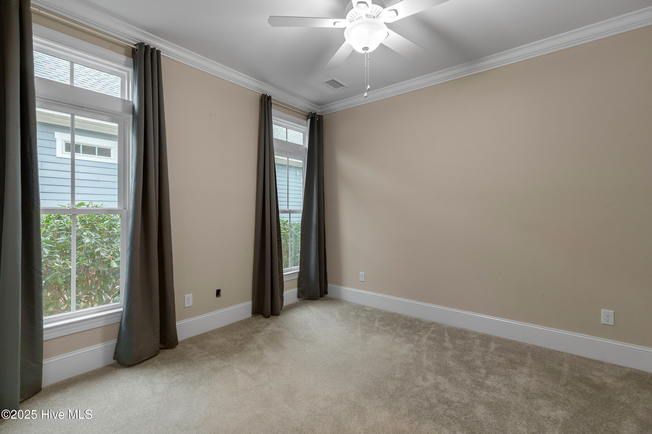 402 Cornubia Drive Property Photo 40