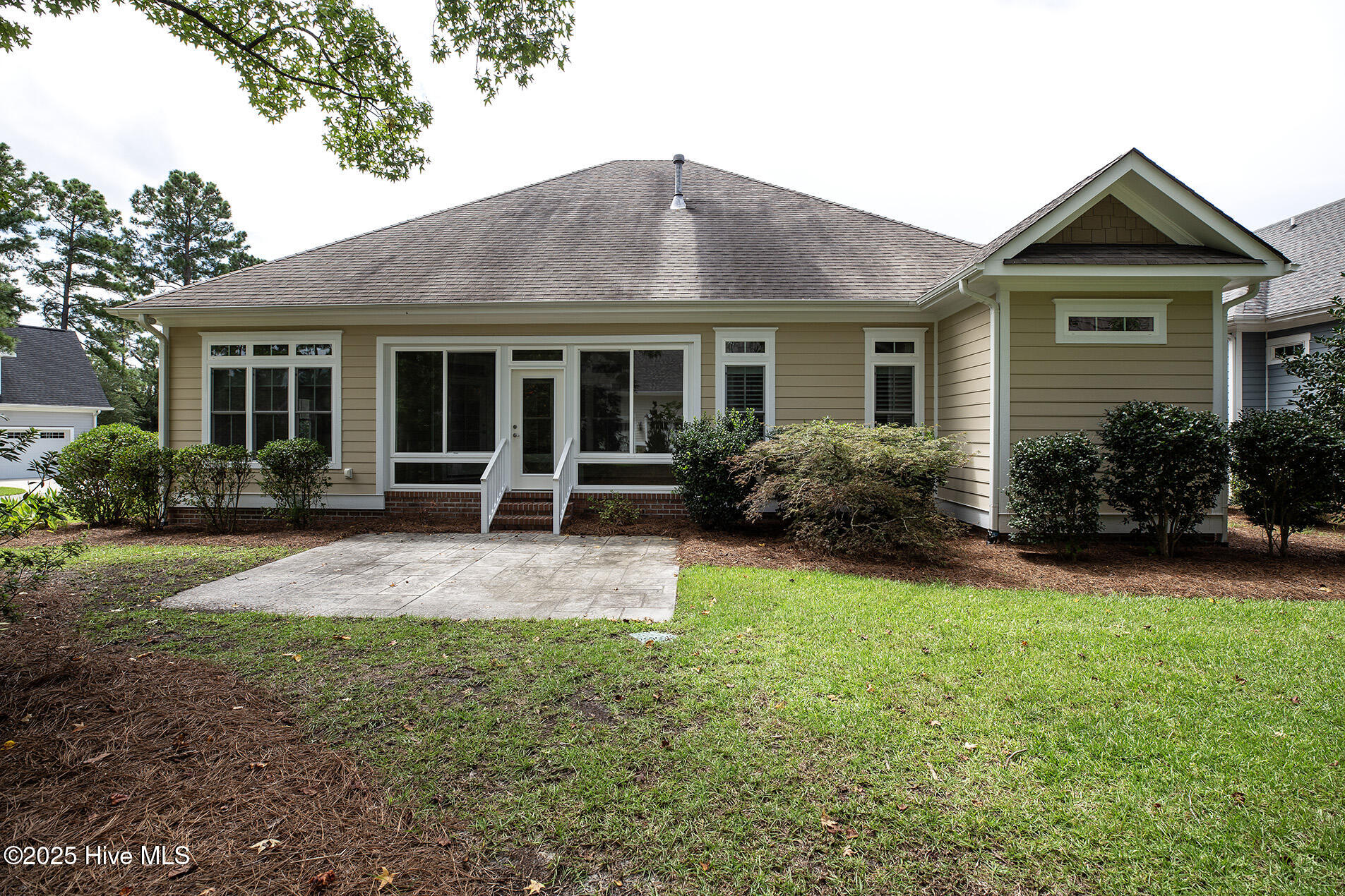 402 Cornubia Drive Property Photo 50