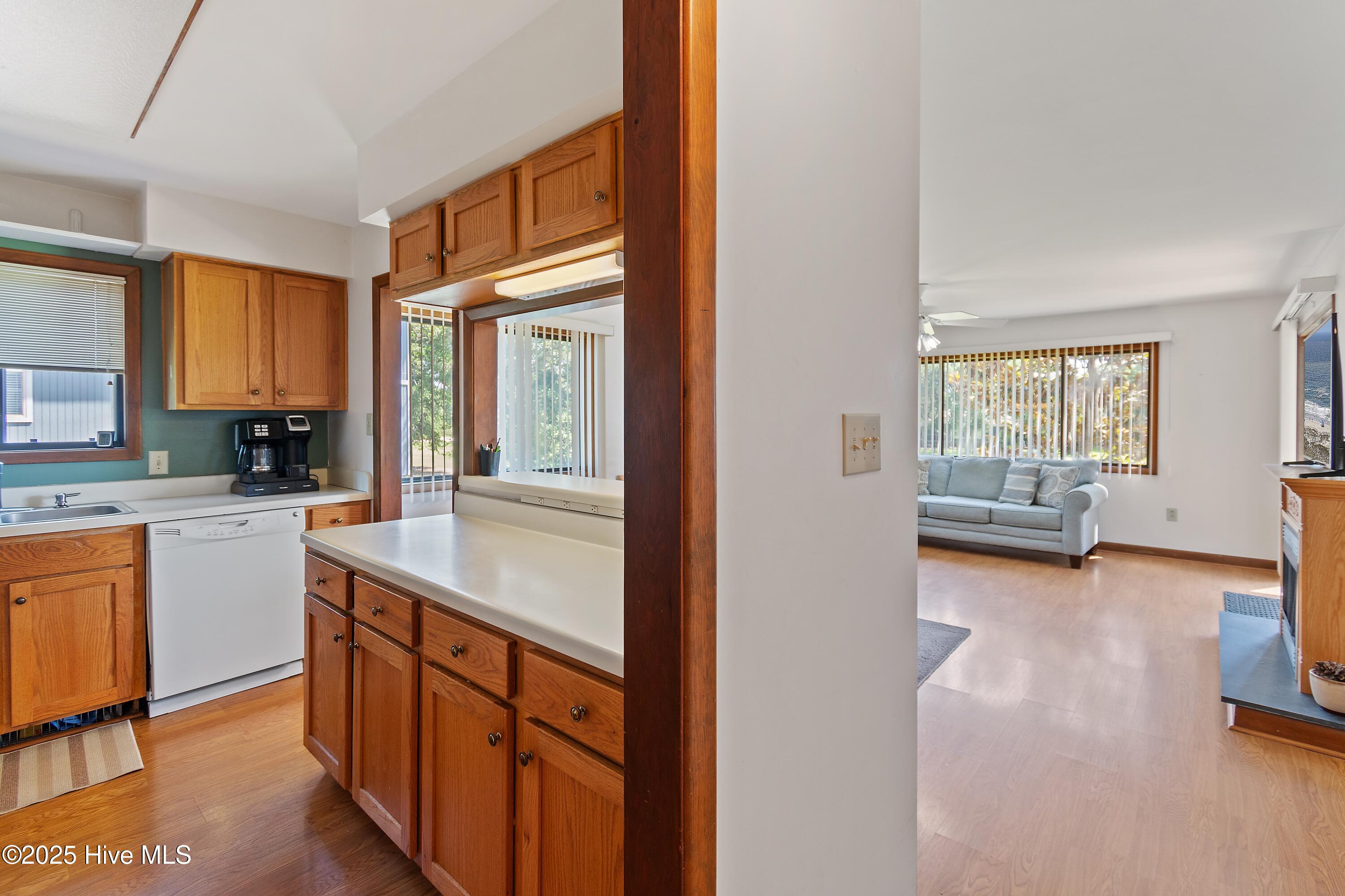 37 Bunker Court Property Photo 4