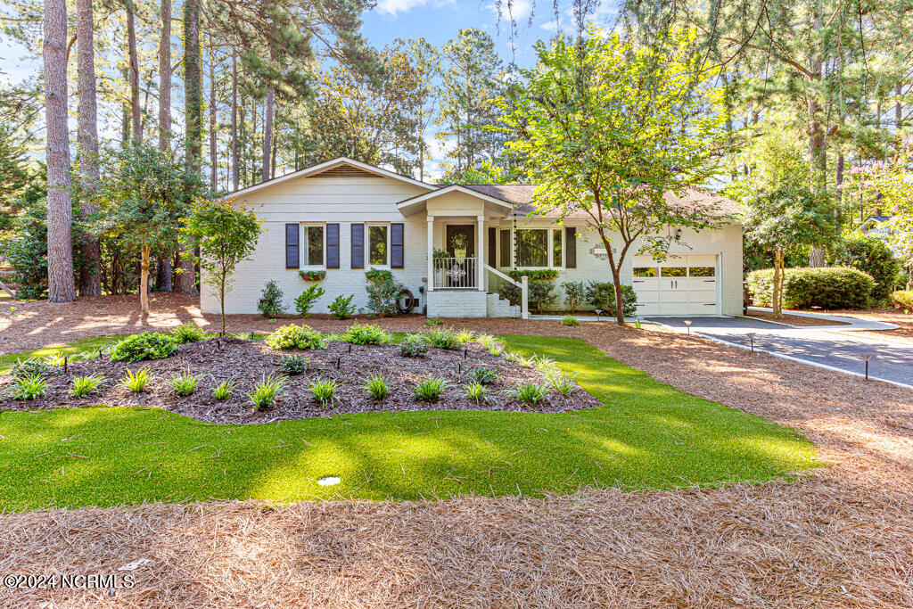 125 Merion Circle Property Photo 1