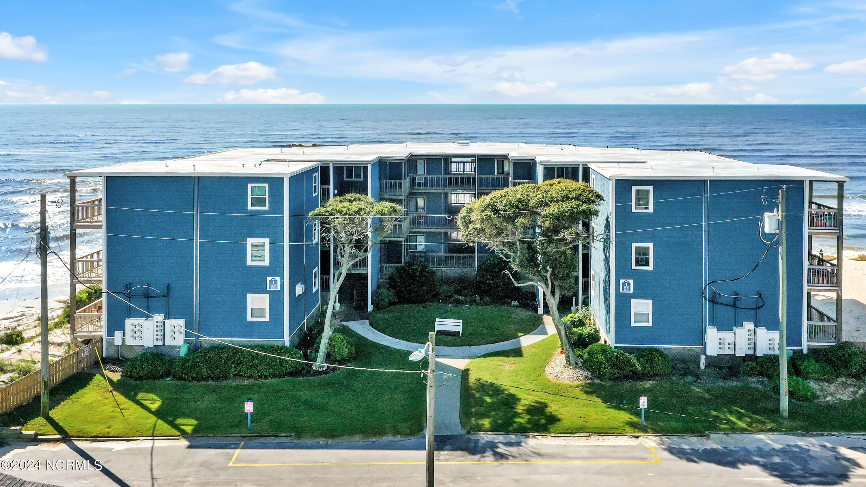 2264 New River Inlet Road 303 Property Photo 1