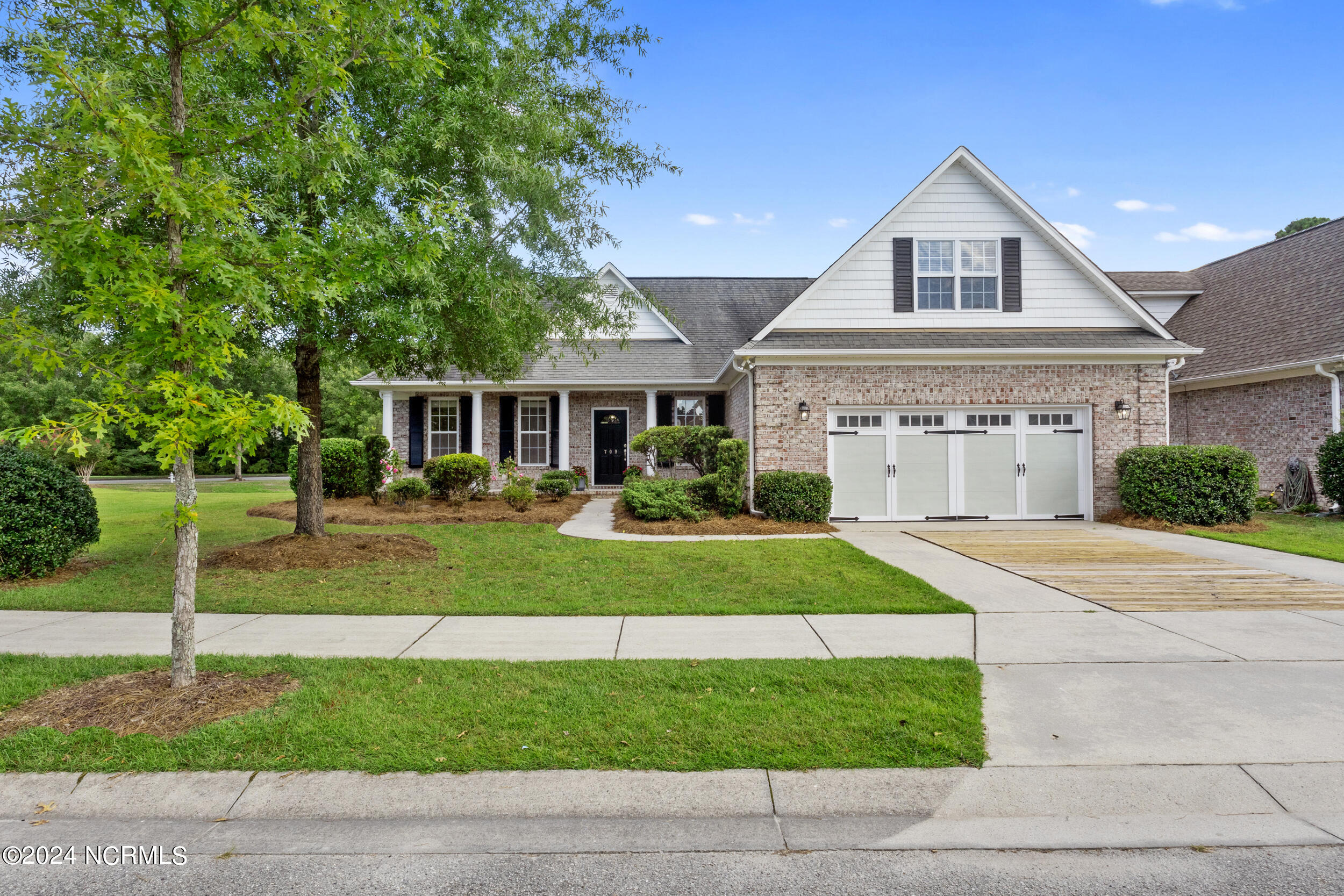 709 Royal Bonnet Drive Property Photo 1