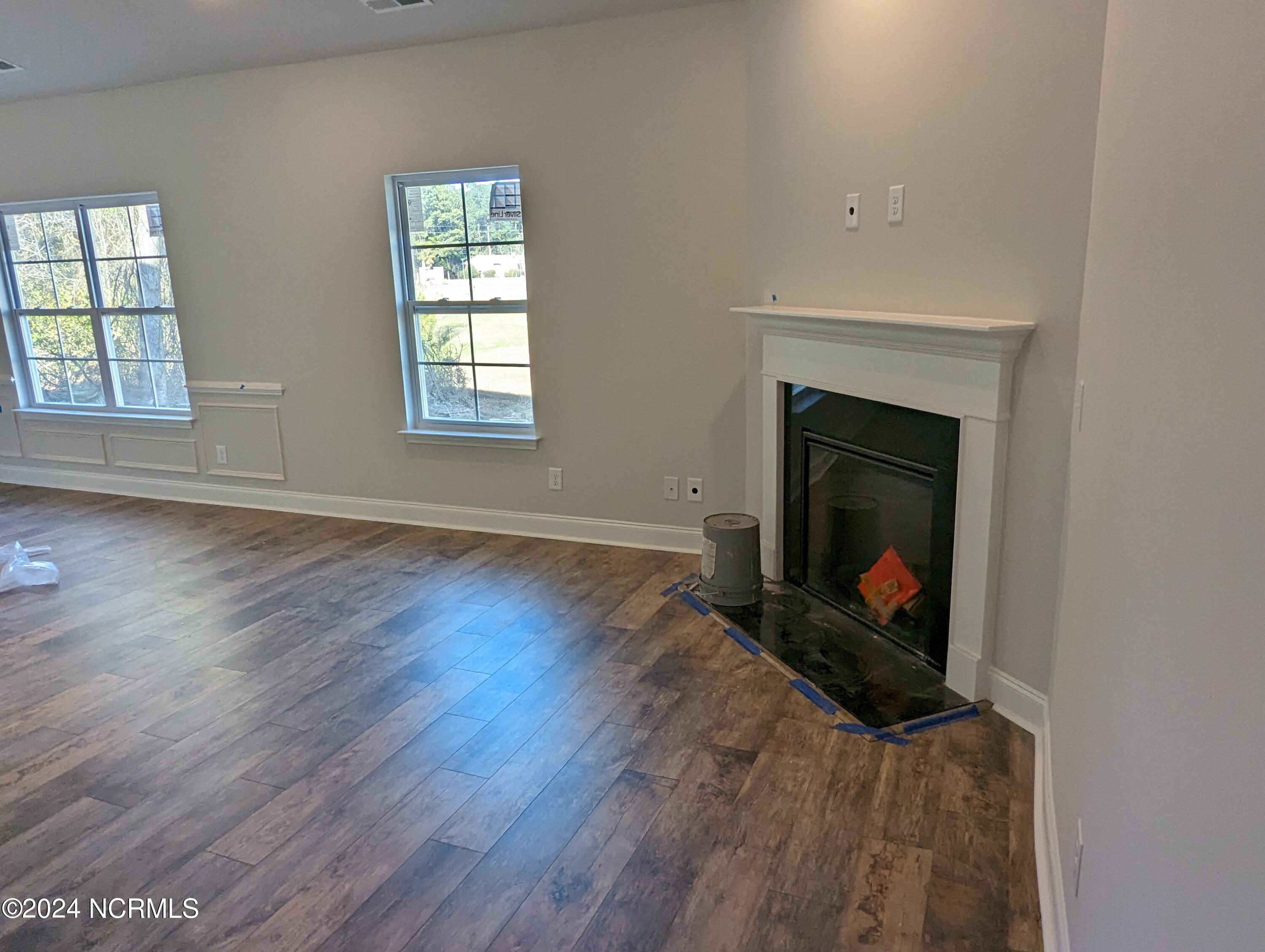 716 Greenwich Place Property Photo 5