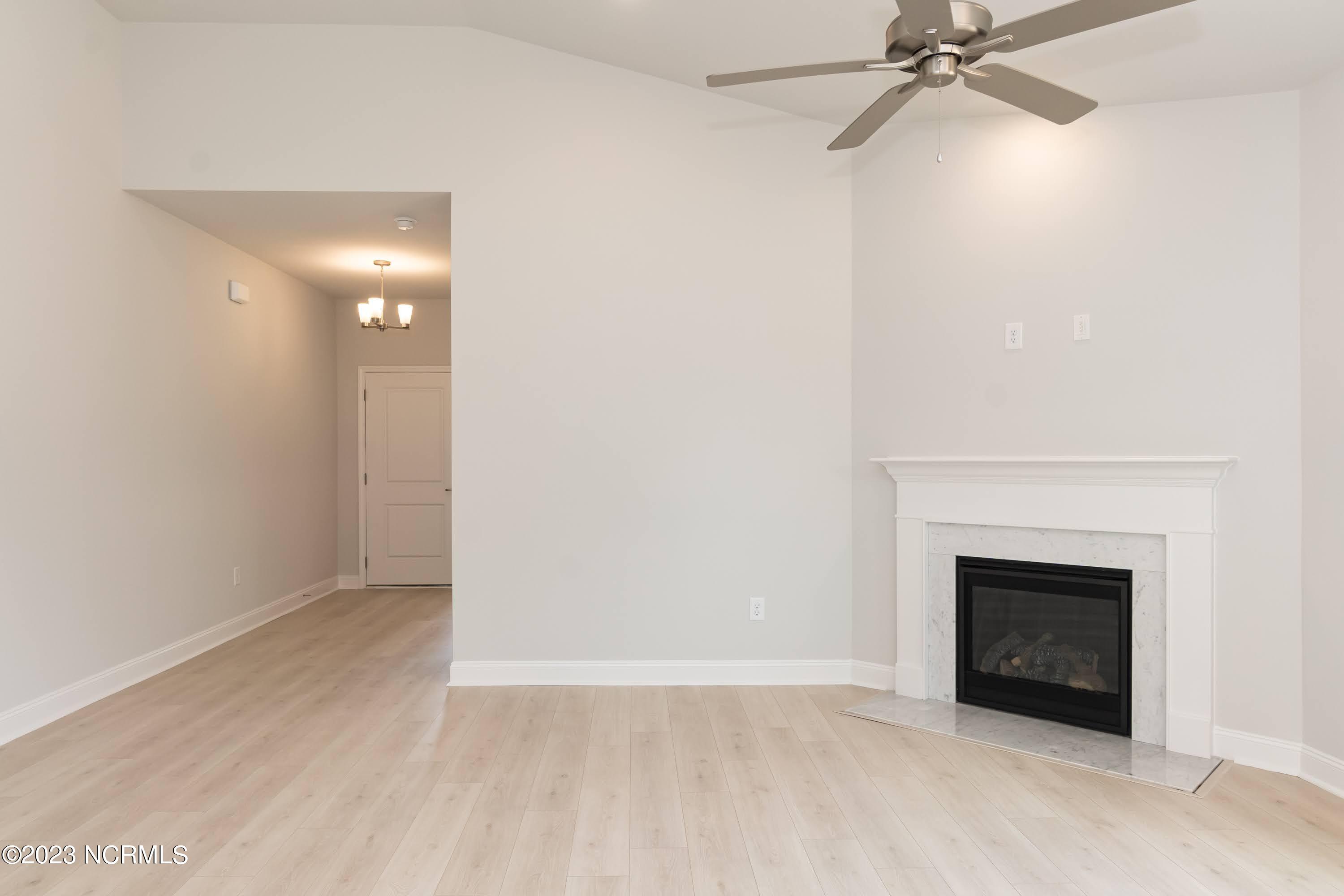 716 Greenwich Place Property Photo 22