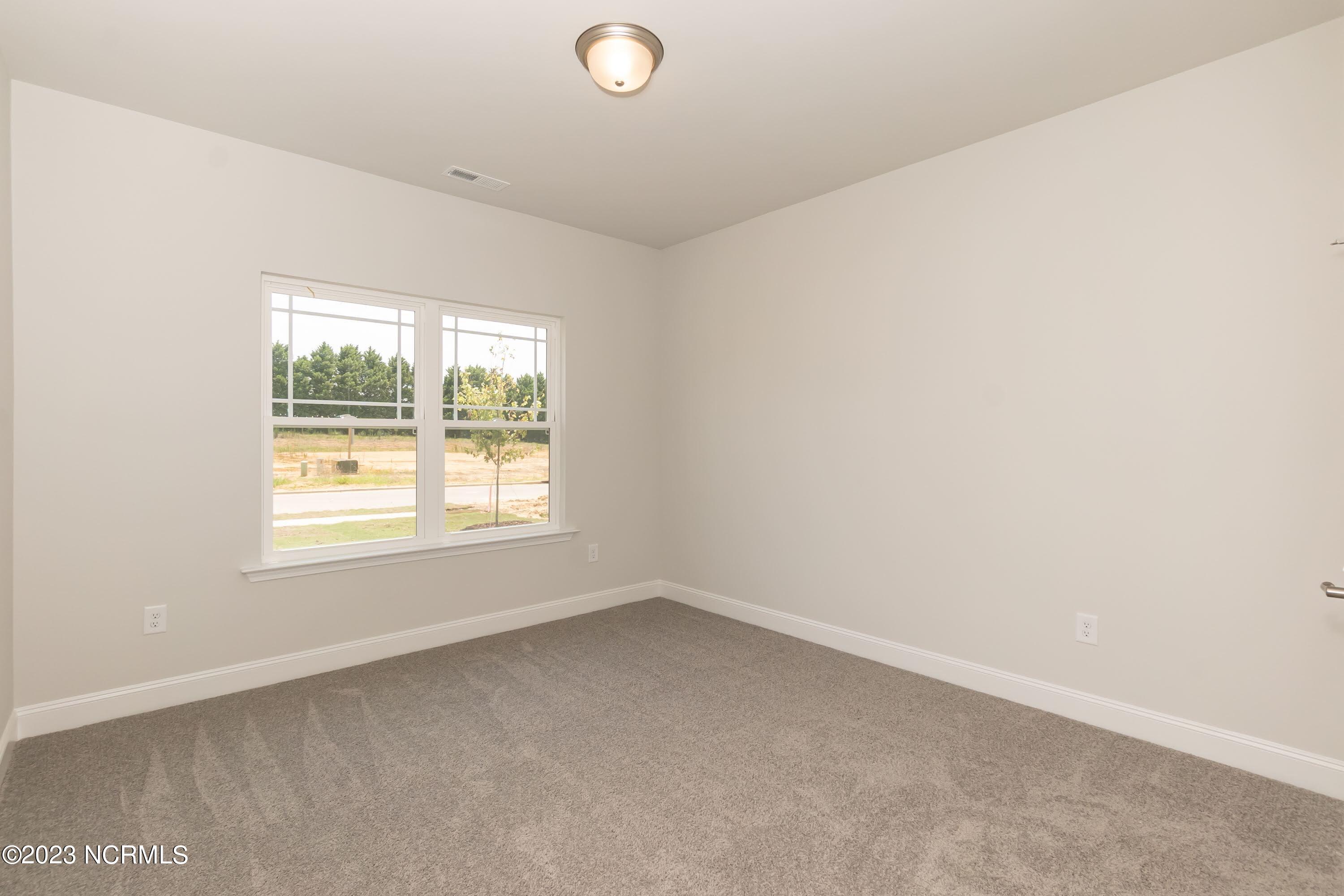 716 Greenwich Place Property Photo 31