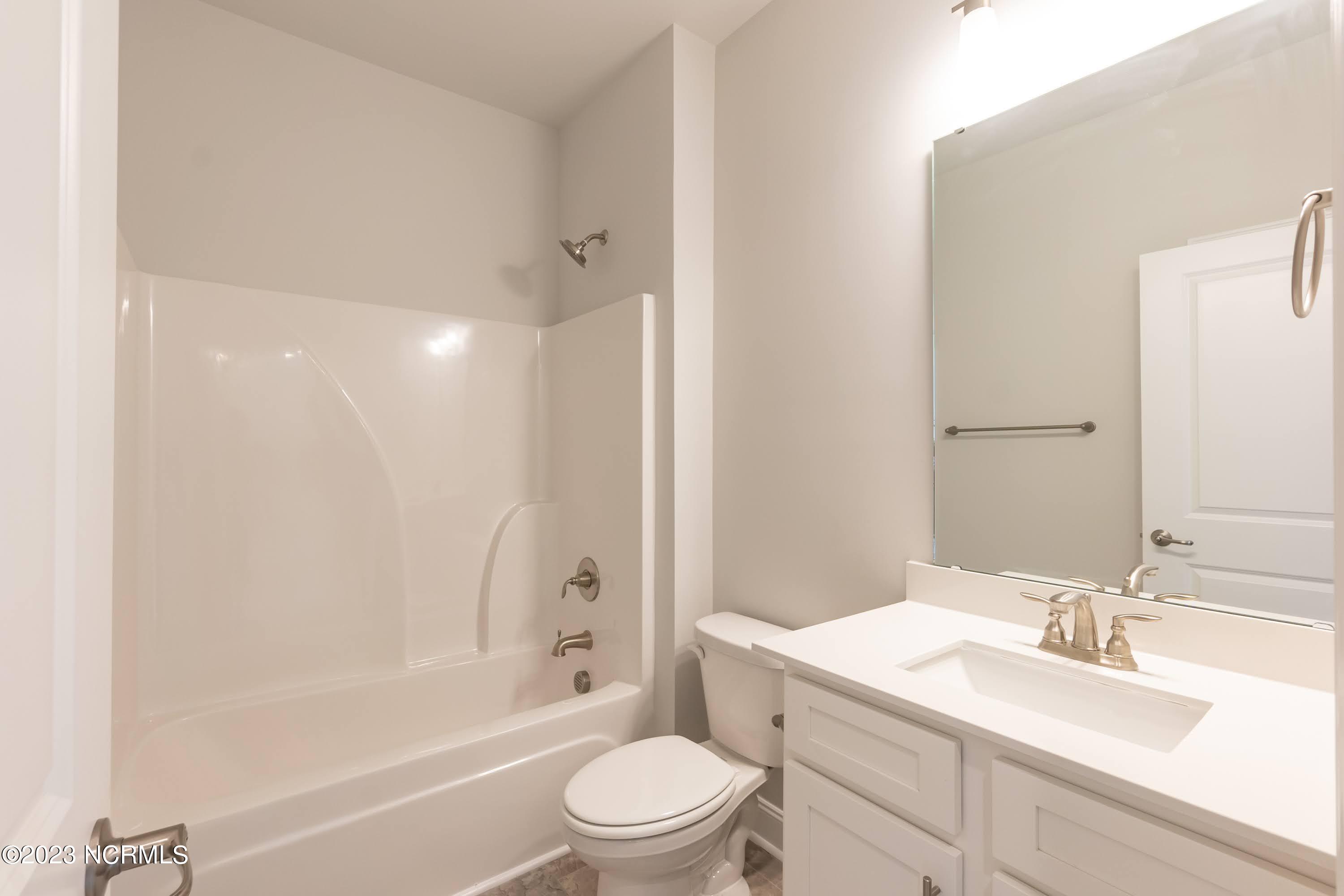 716 Greenwich Place Property Photo 32
