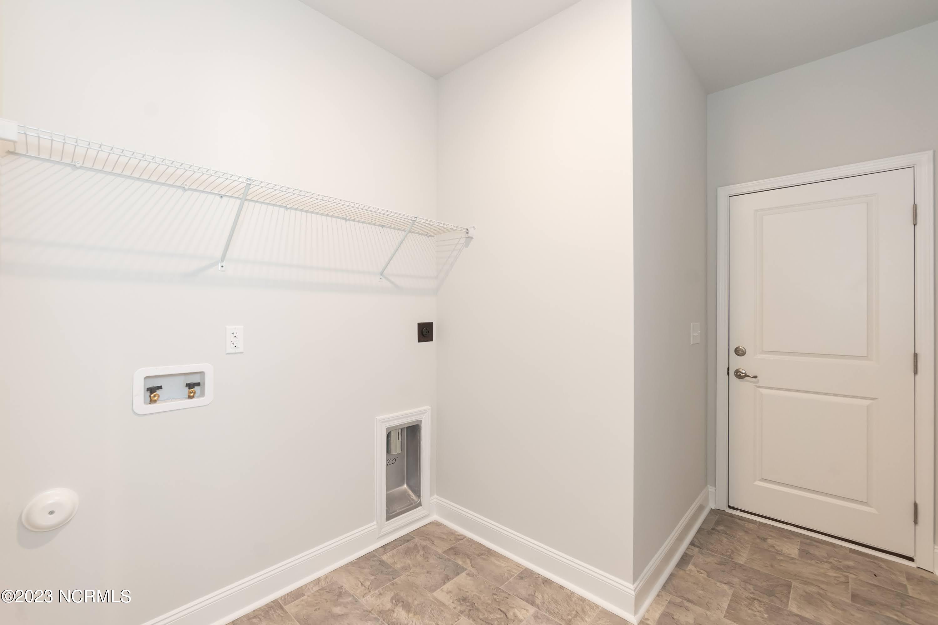 716 Greenwich Place Property Photo 34