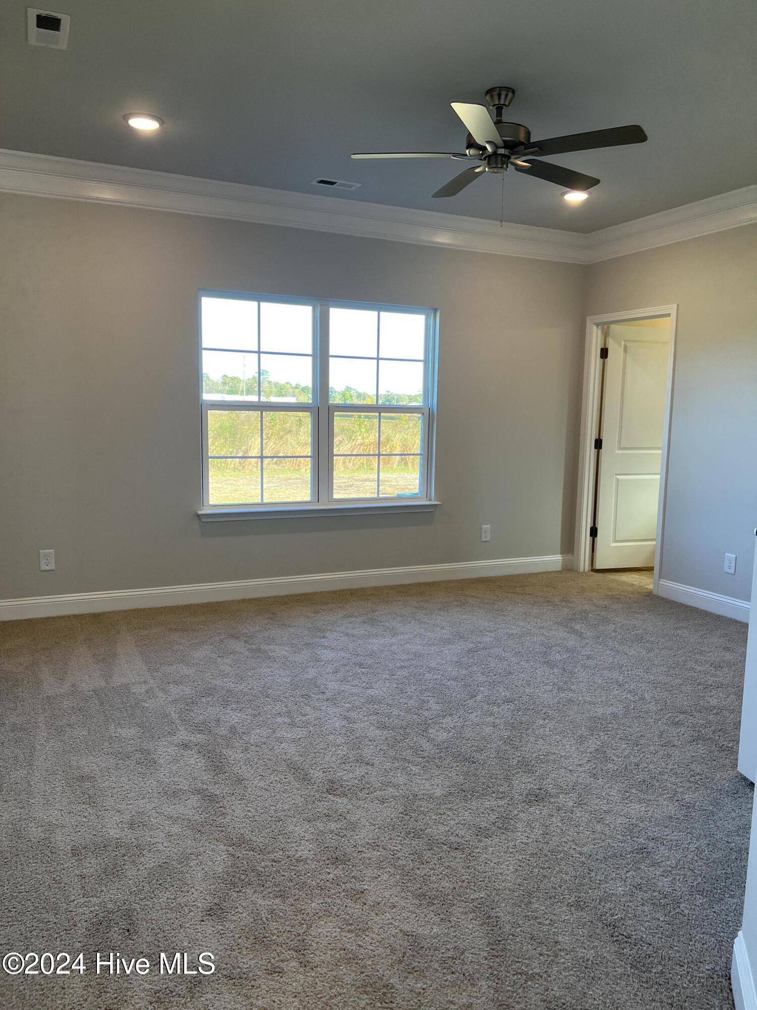 710 Greenwich Place Property Photo 8