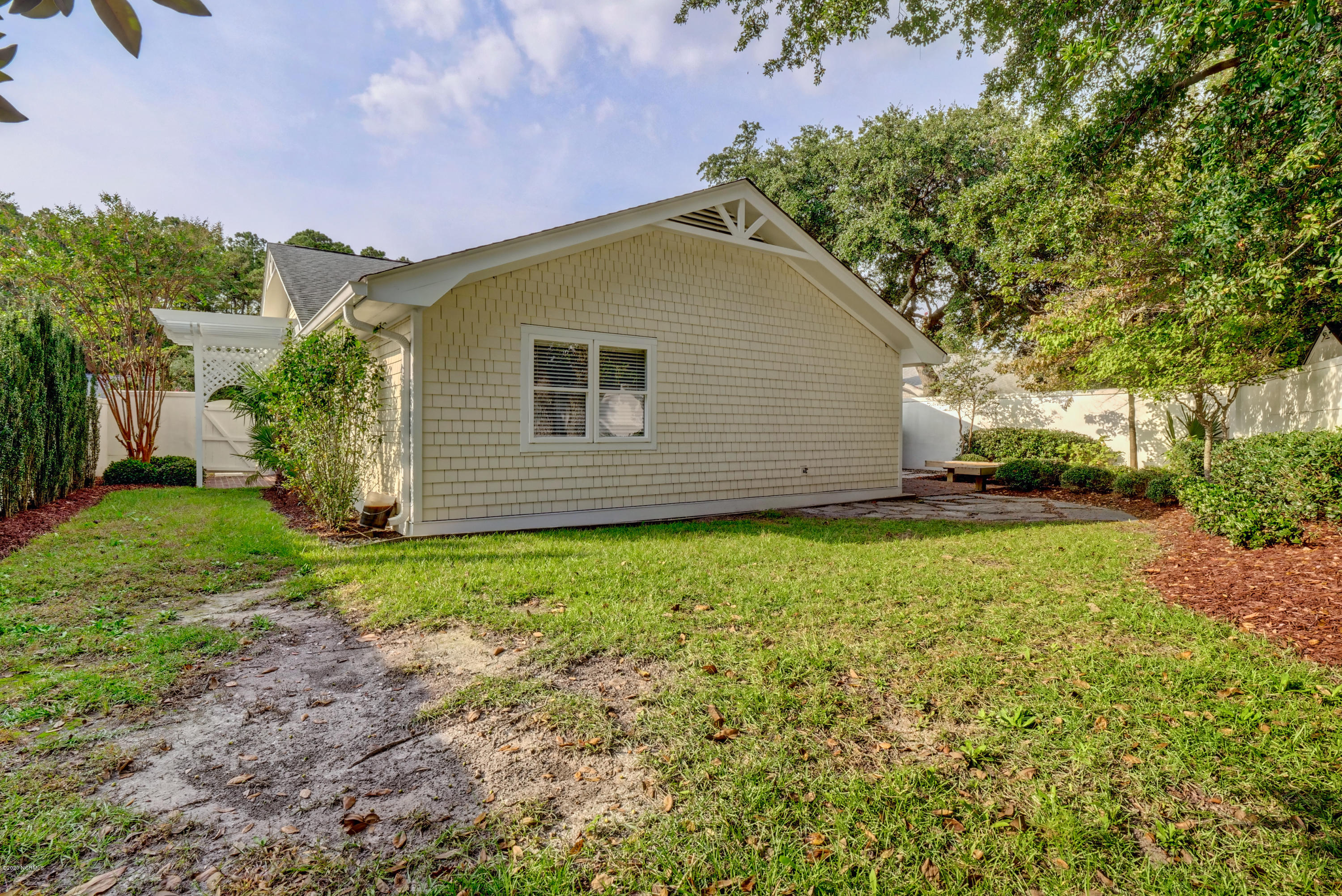 1305 Clipper Lane Property Photo 5