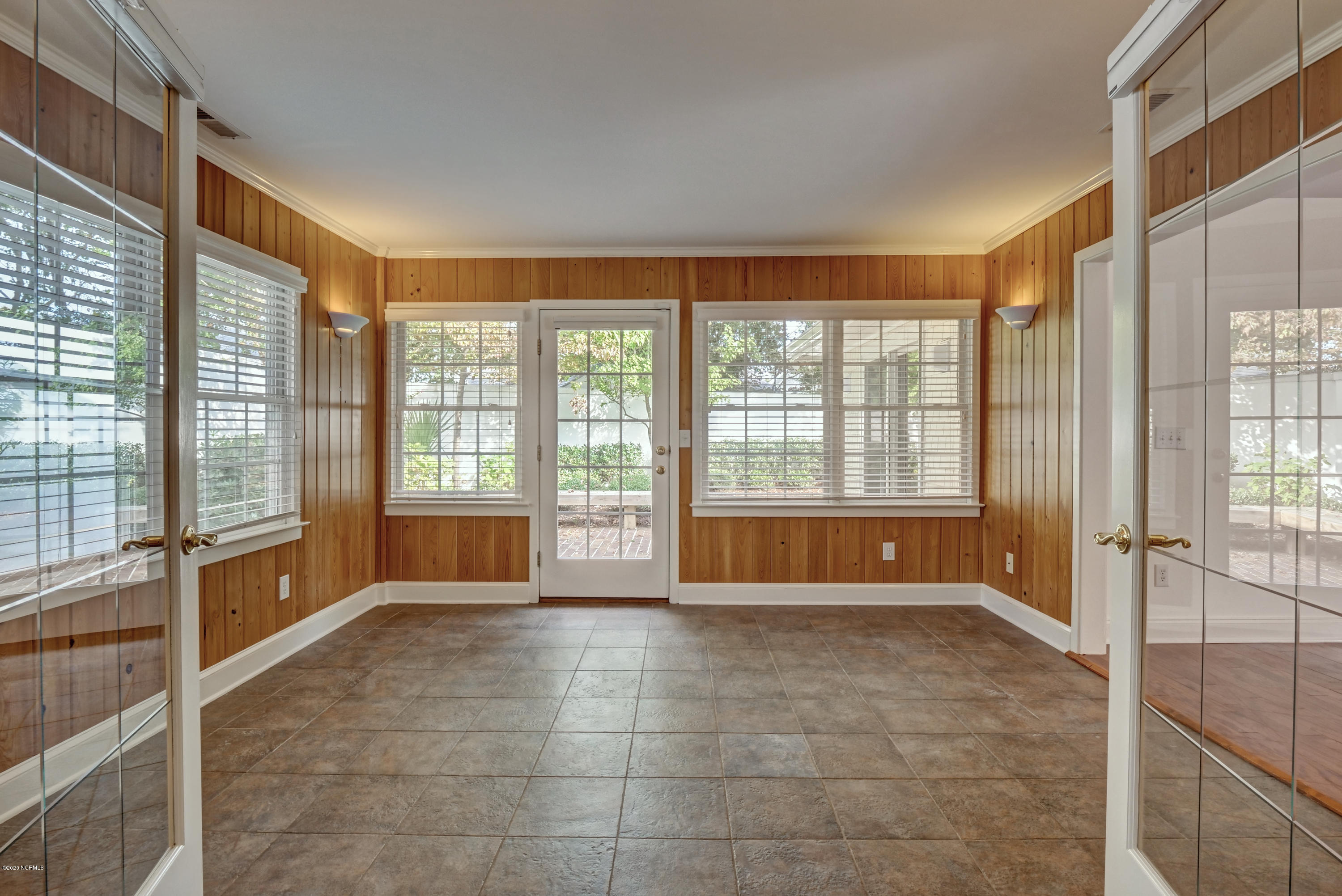 1305 Clipper Lane Property Photo 17