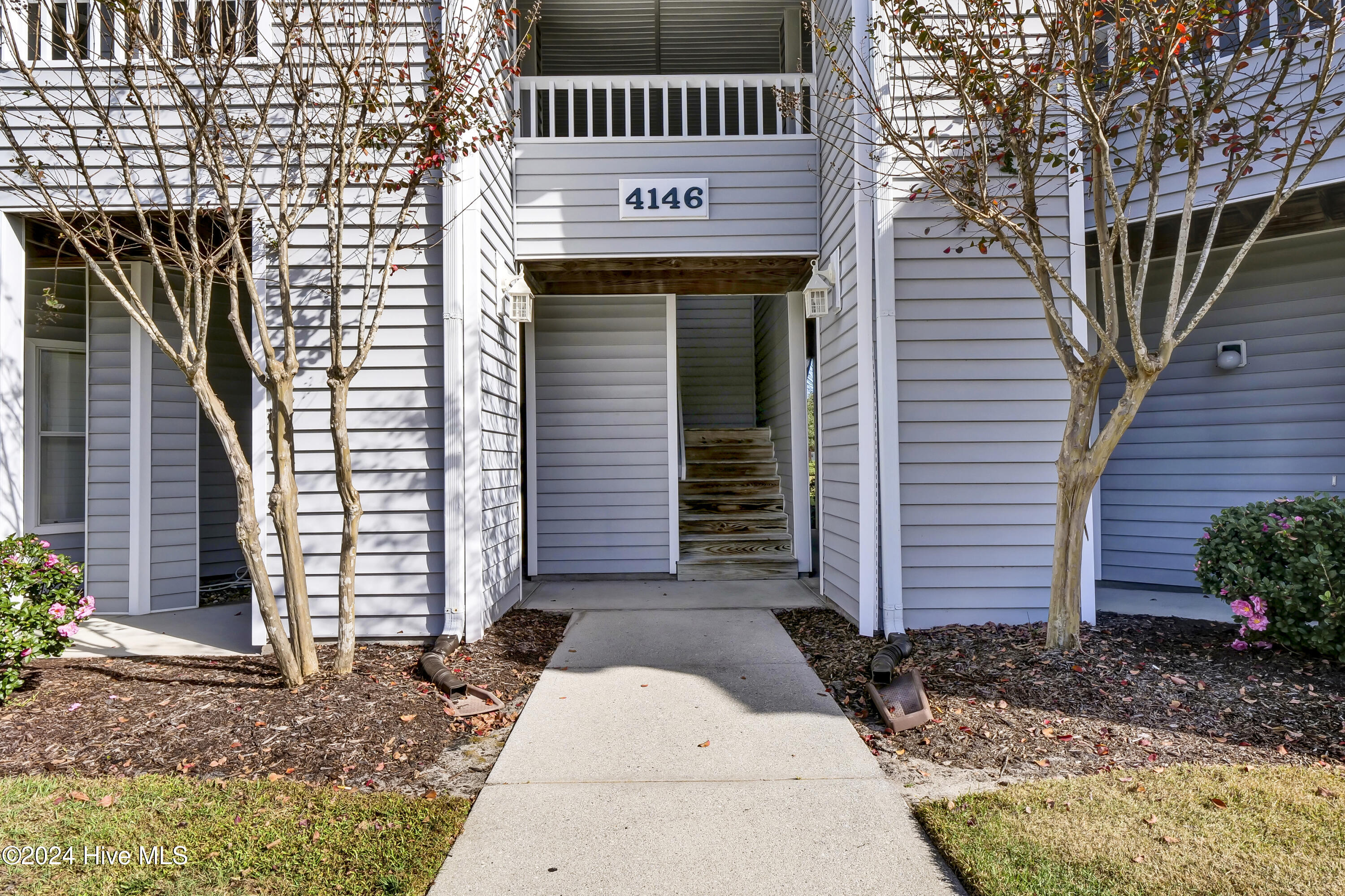 4146 Breezewood Drive Apt 204 Property Photo