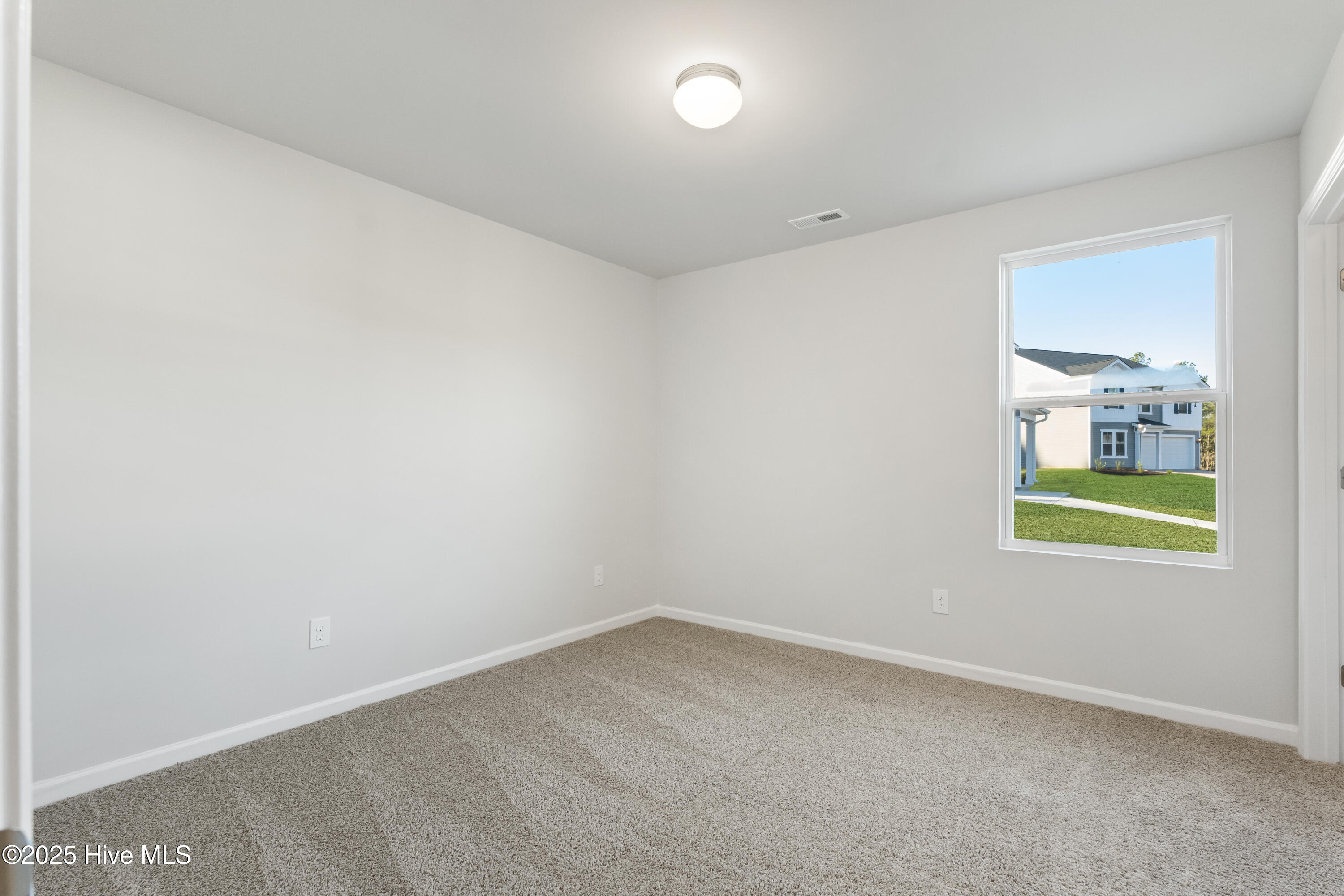 407 Deep River Road Property Photo 10