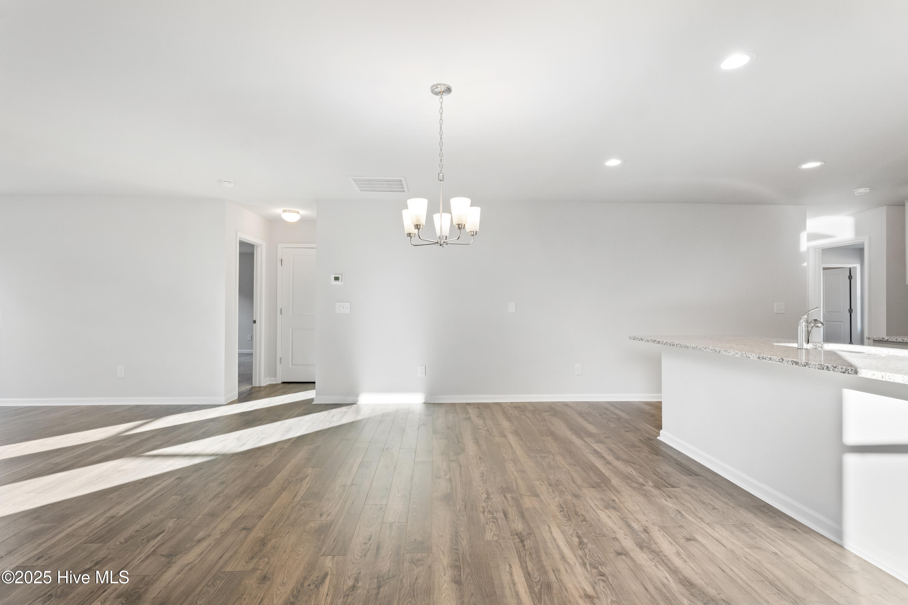 407 Deep River Road Property Photo 15