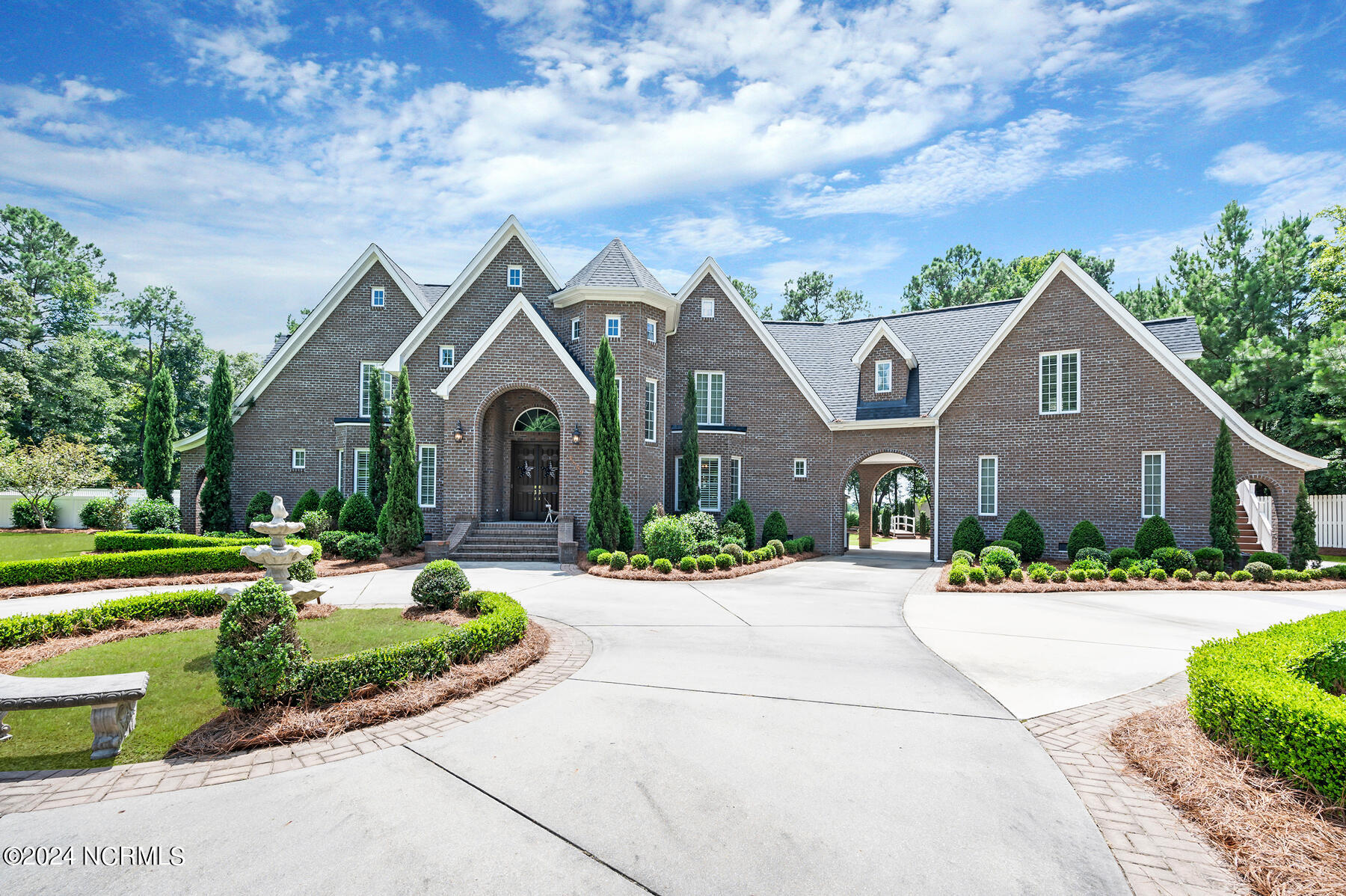 1859 Forlines Road Property Photo 4