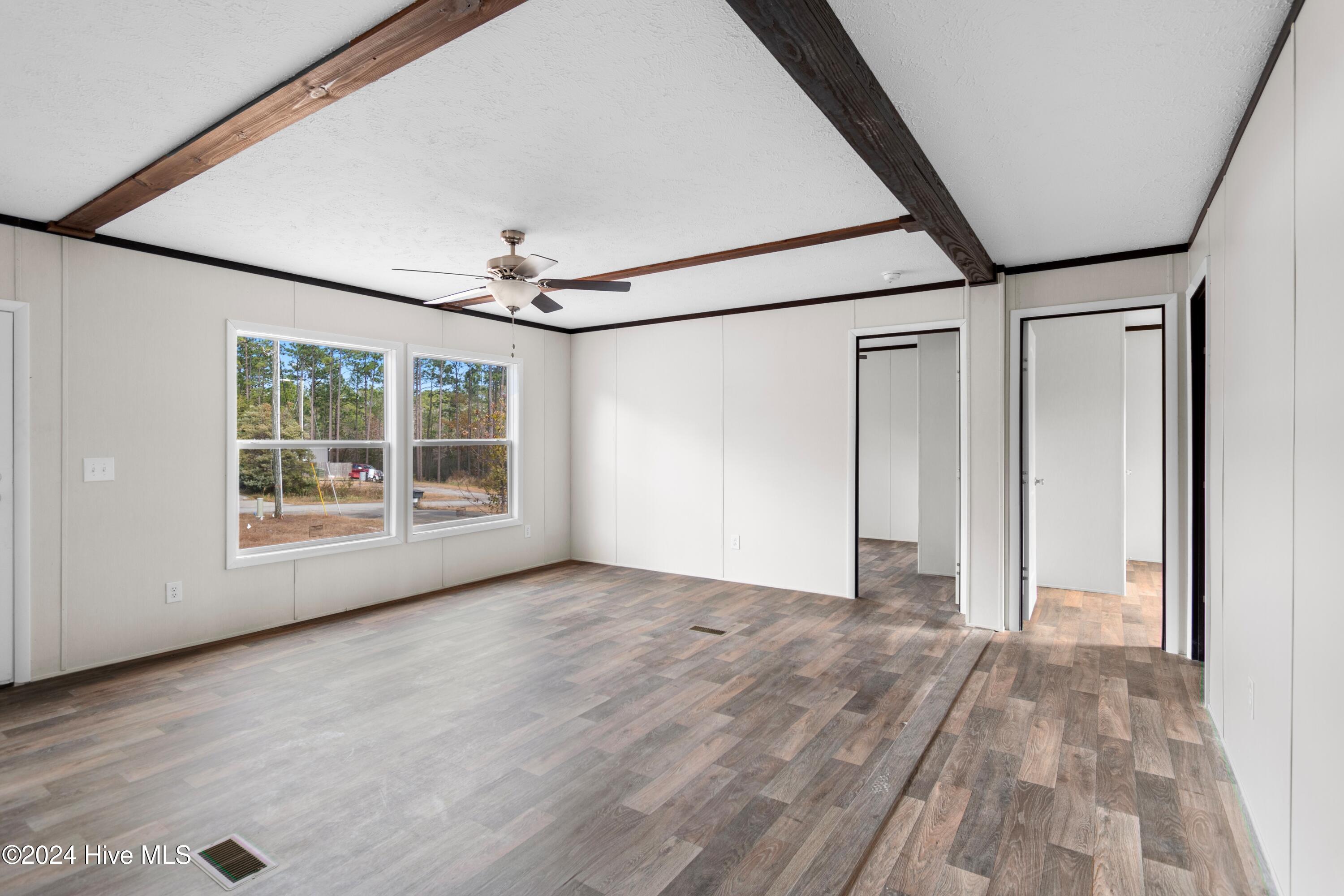 1760 Navajo Road Property Photo 3