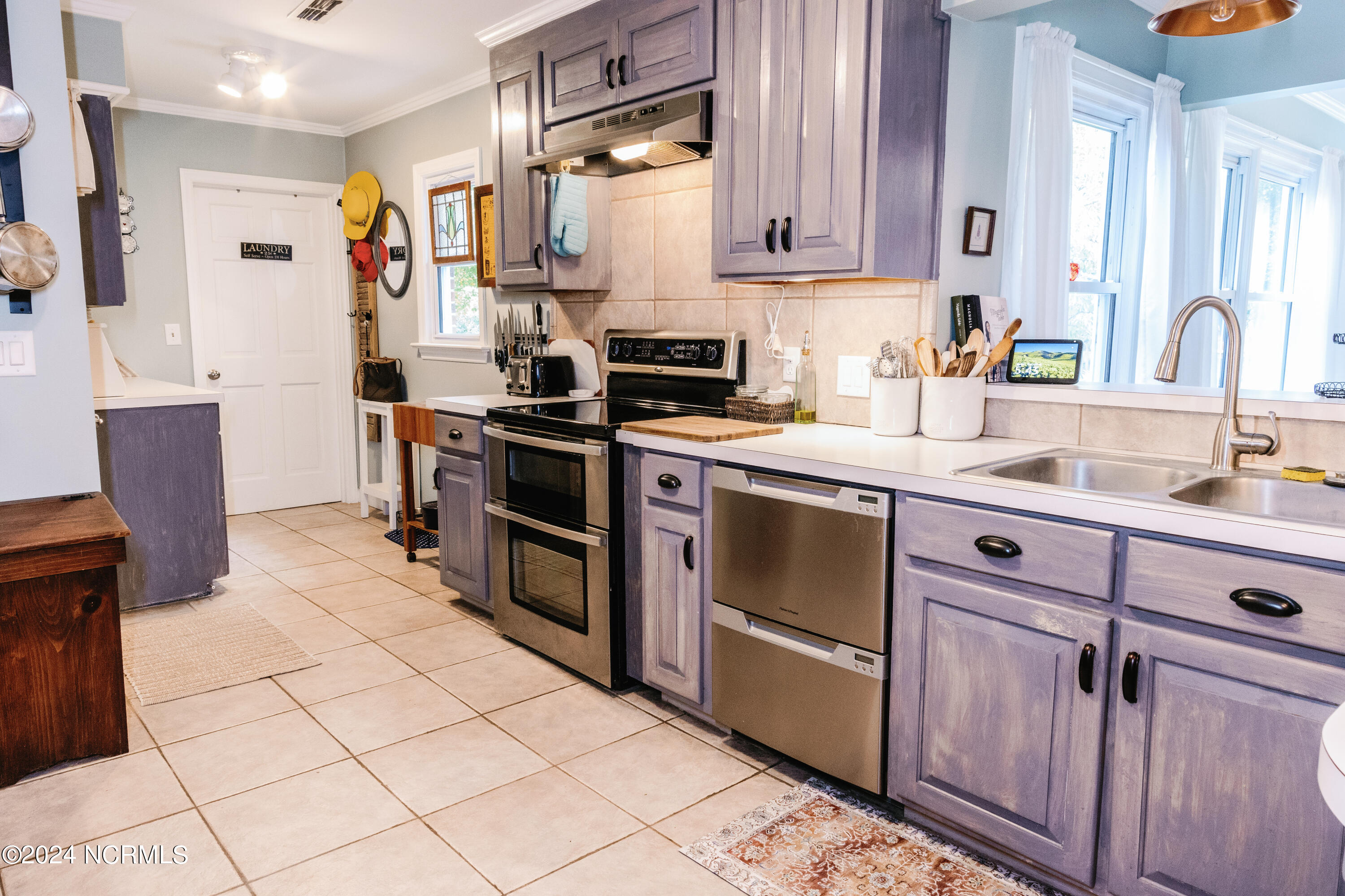 304 Williamsburg Road Property Photo 6