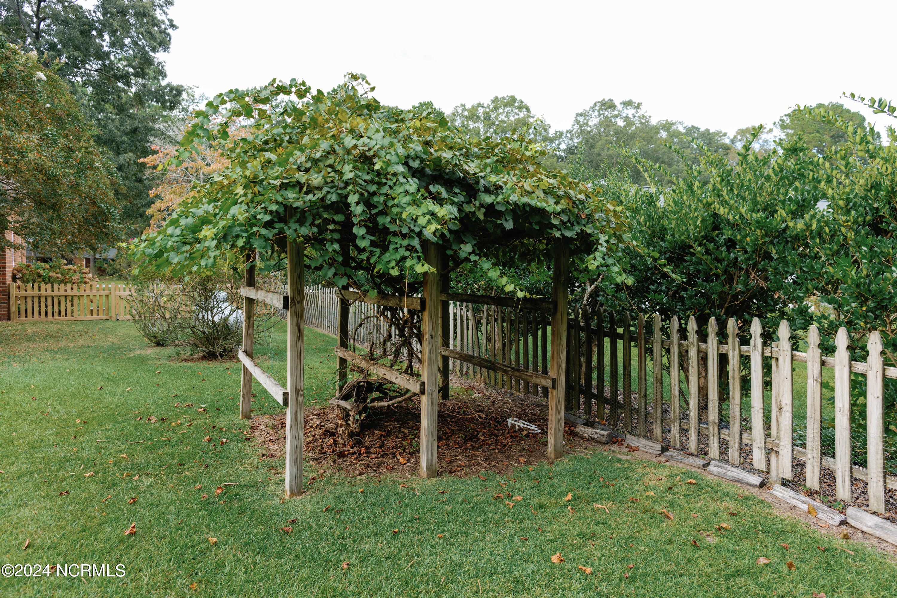 304 Williamsburg Road Property Photo 35