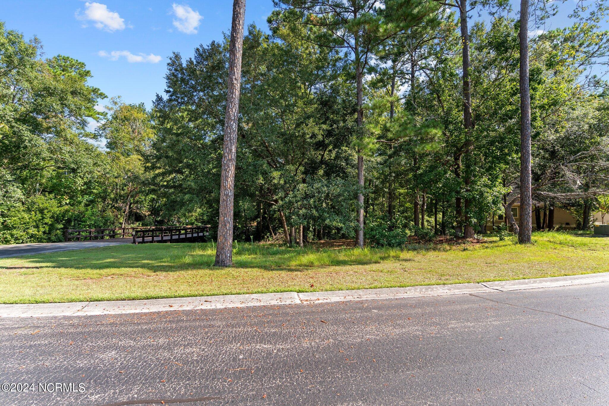 1186 Woodbridge Lane Property Photo 3