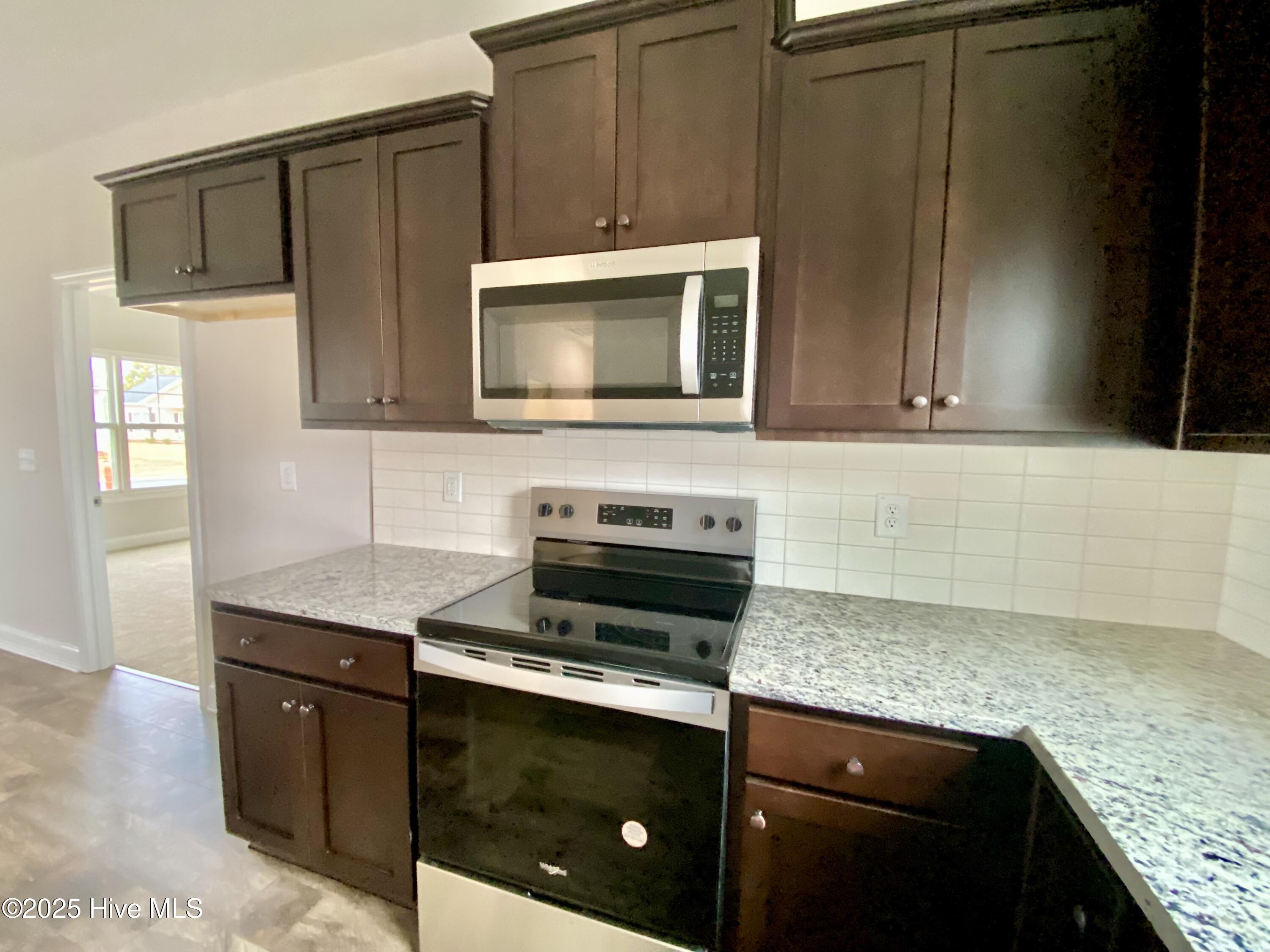 36 Kevior Avenue Property Photo 11