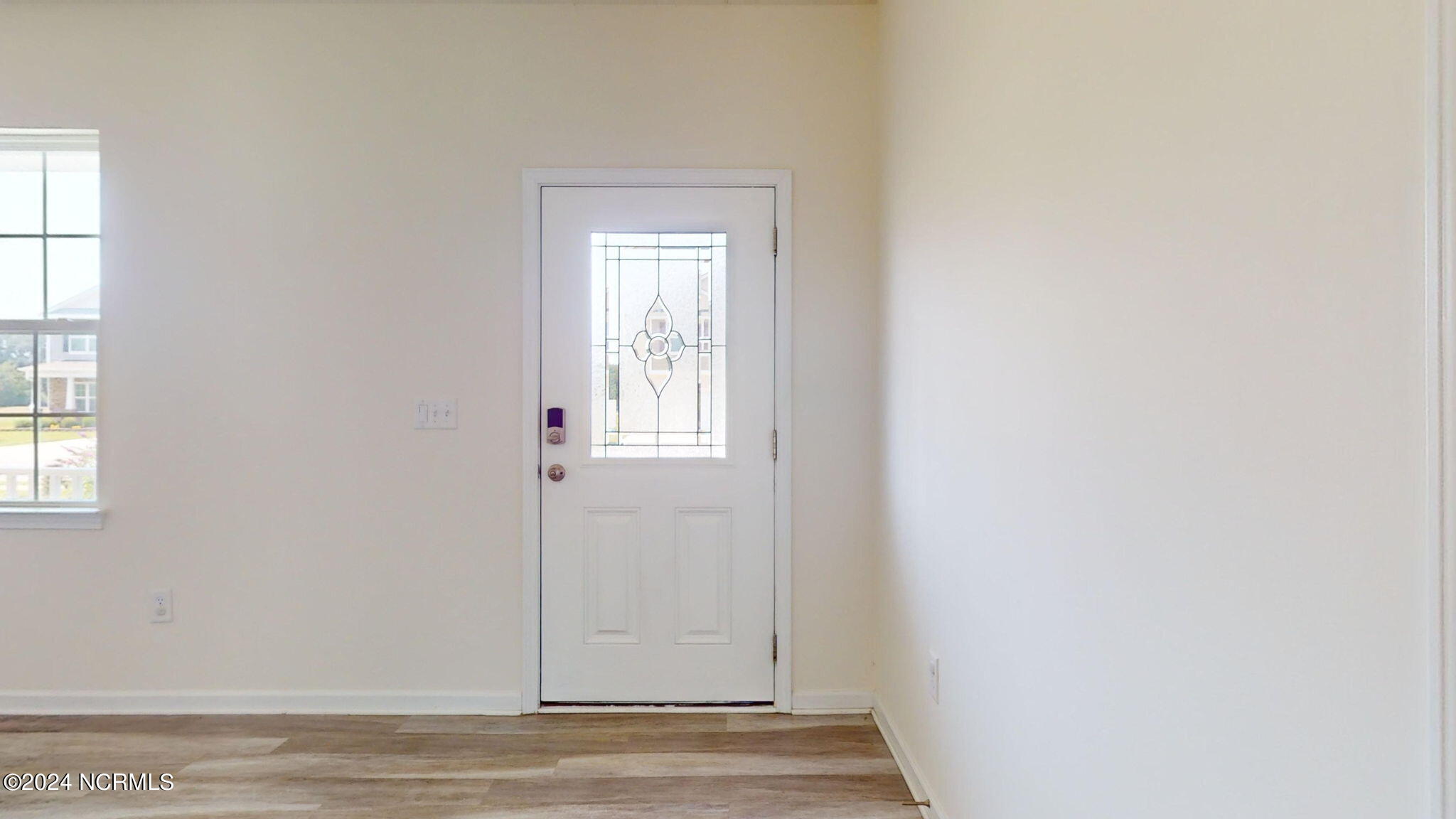 3185 Streamside Lane Property Photo 3