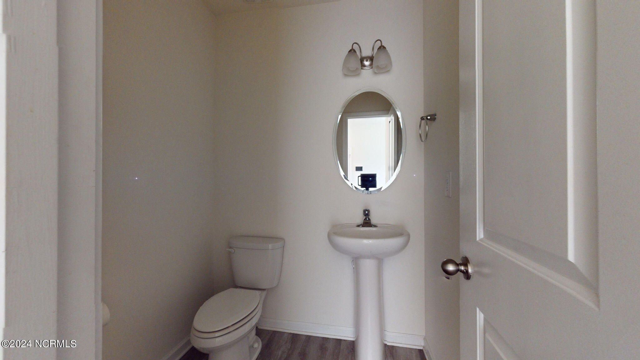 3185 Streamside Lane Property Photo 14