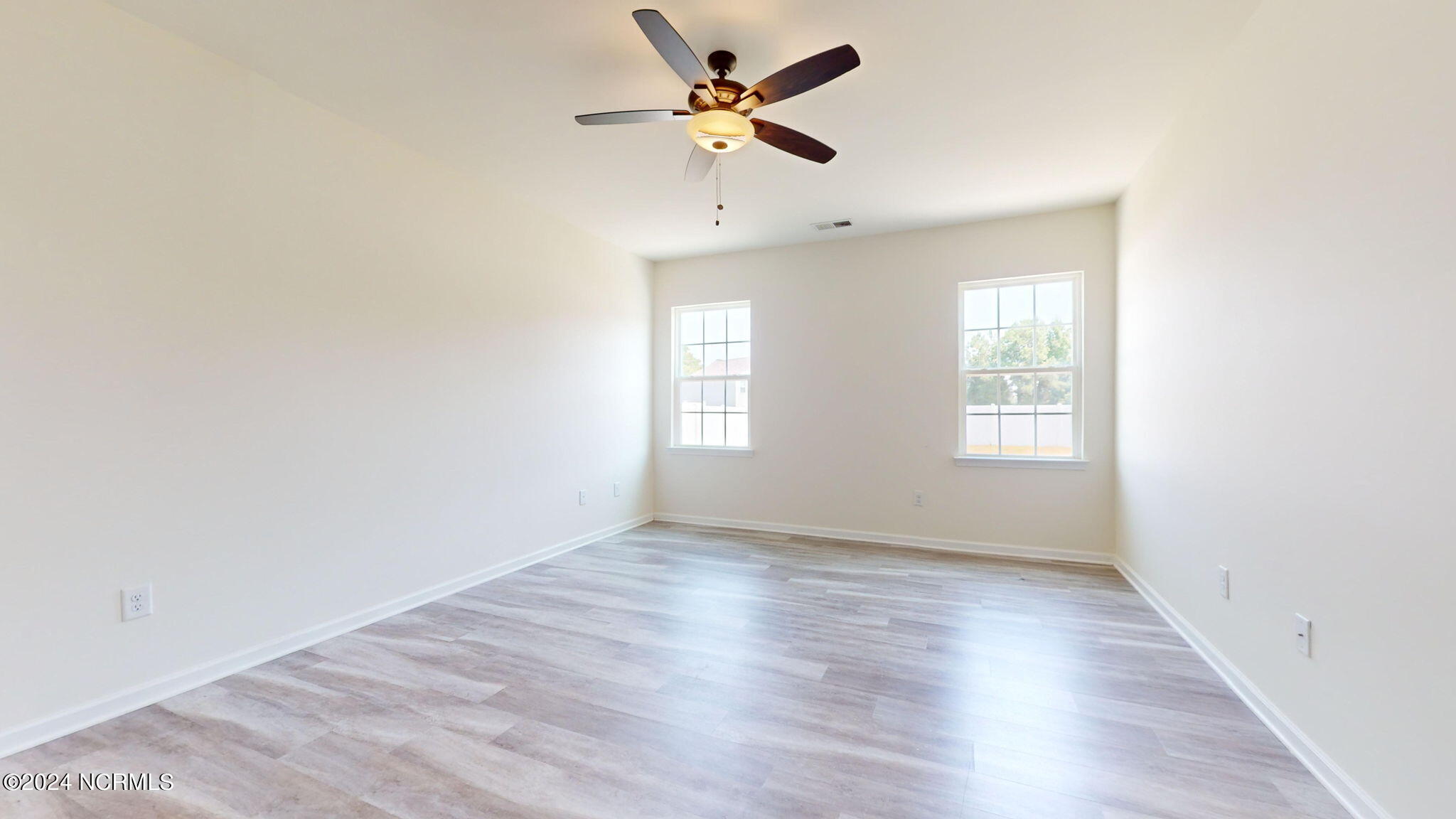3185 Streamside Lane Property Photo 17