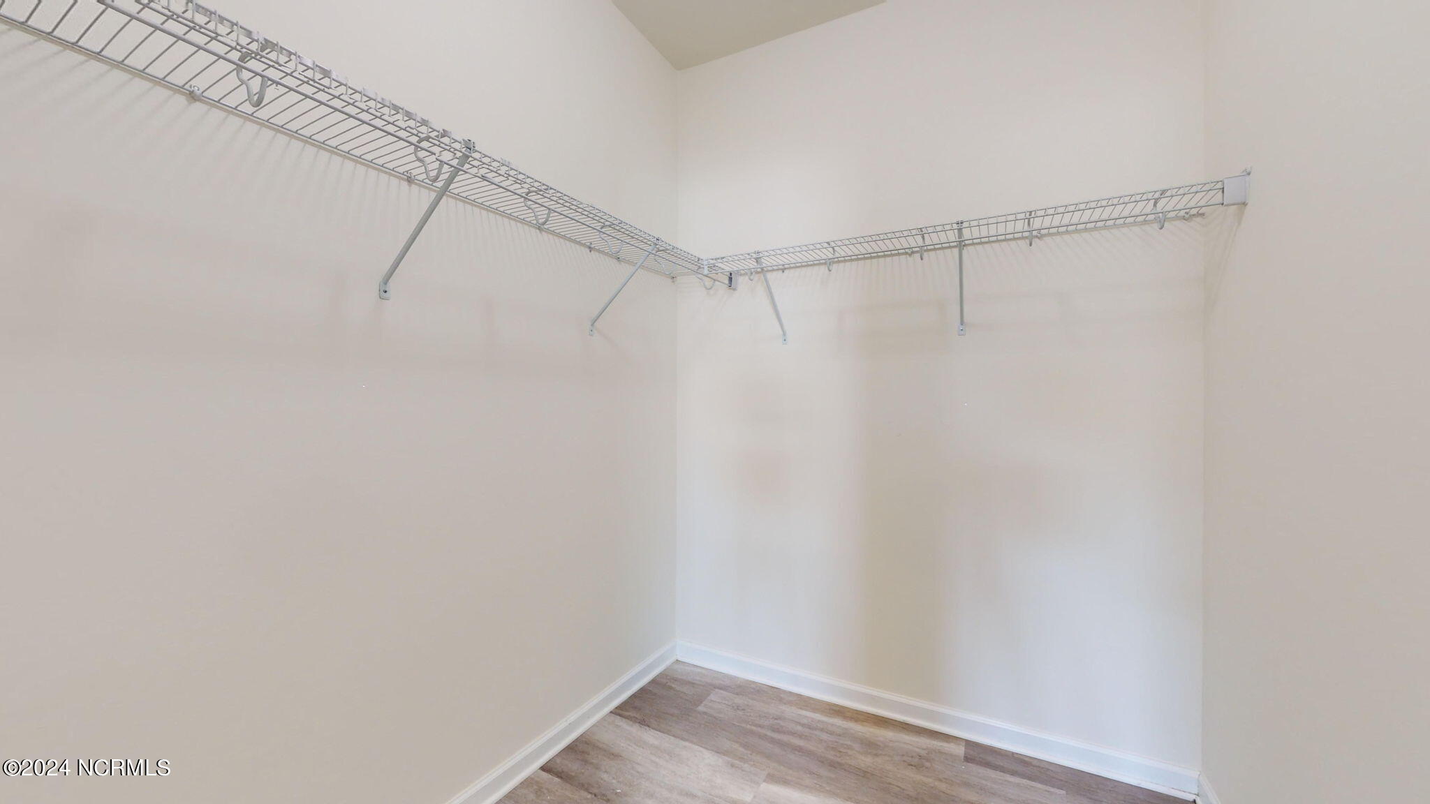 3185 Streamside Lane Property Photo 20