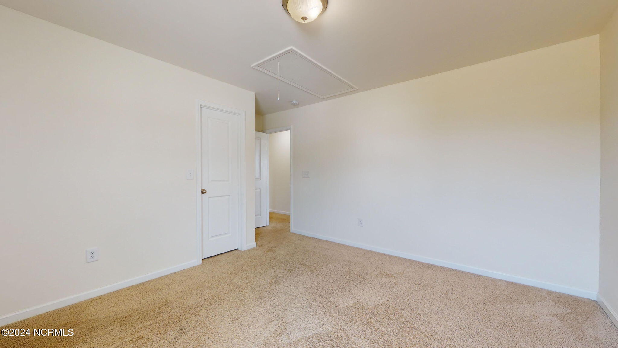 3185 Streamside Lane Property Photo 27