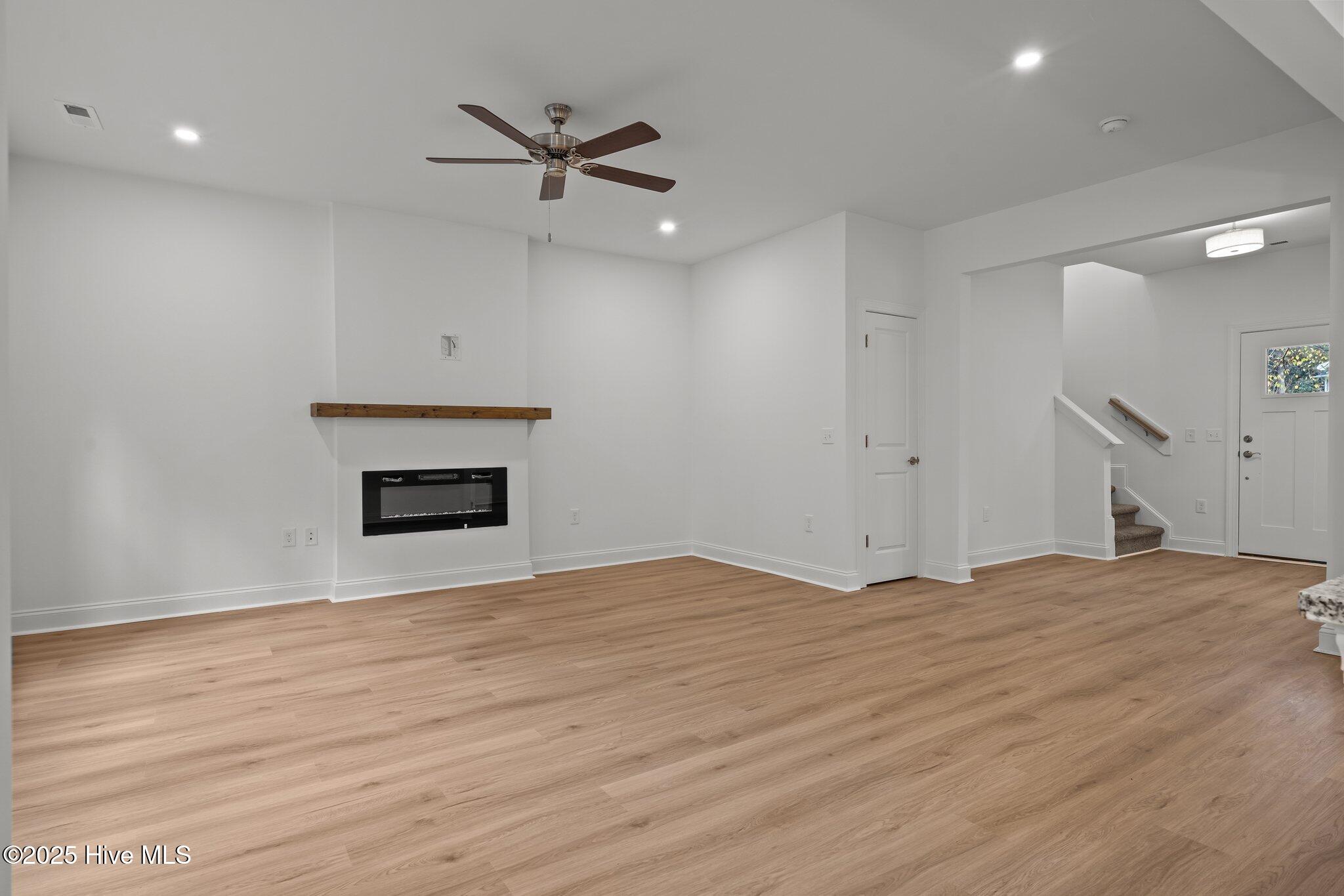 834 Red Hawk Place Property Photo 15
