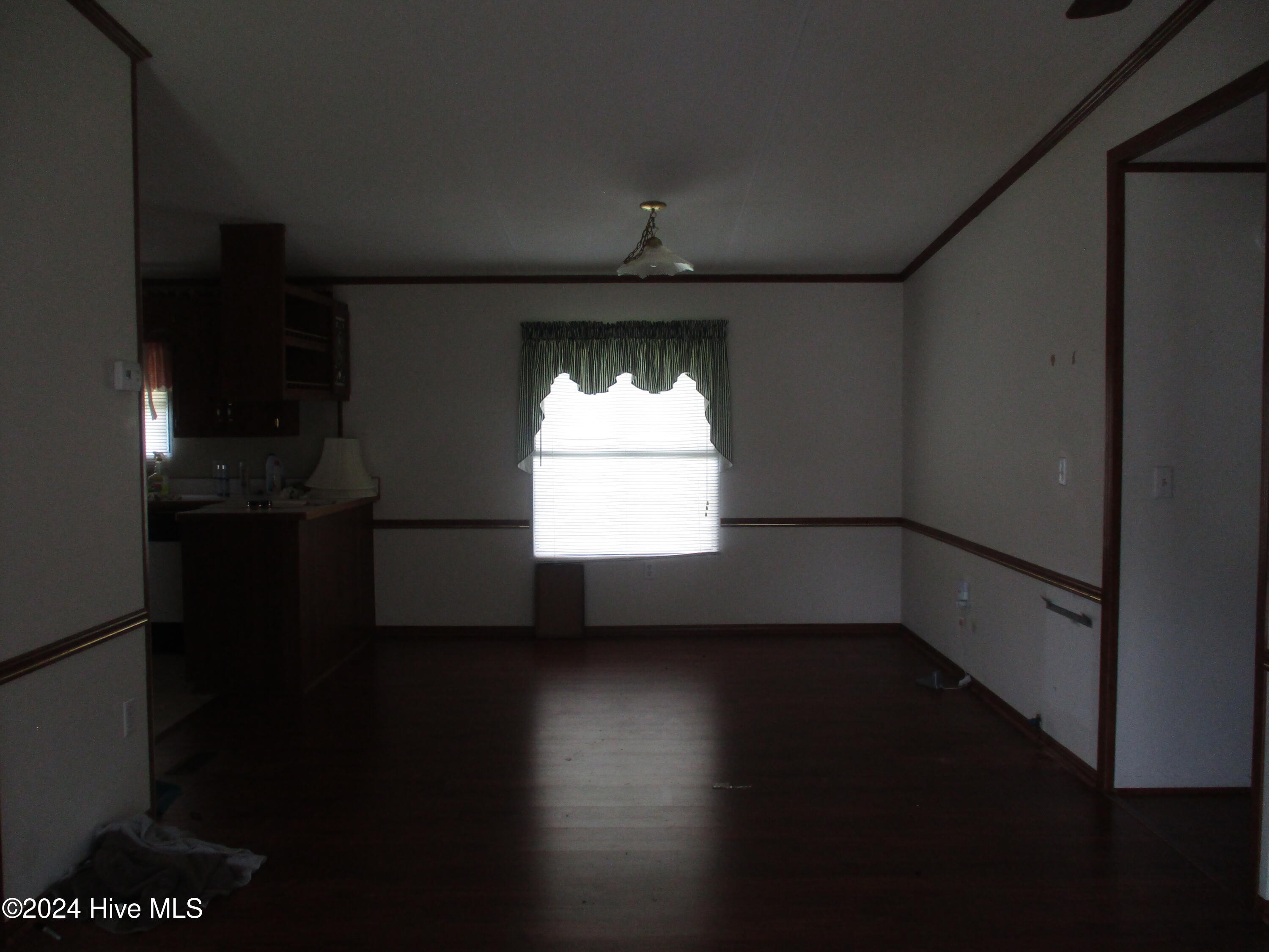 391 Fourth Street Property Photo 3