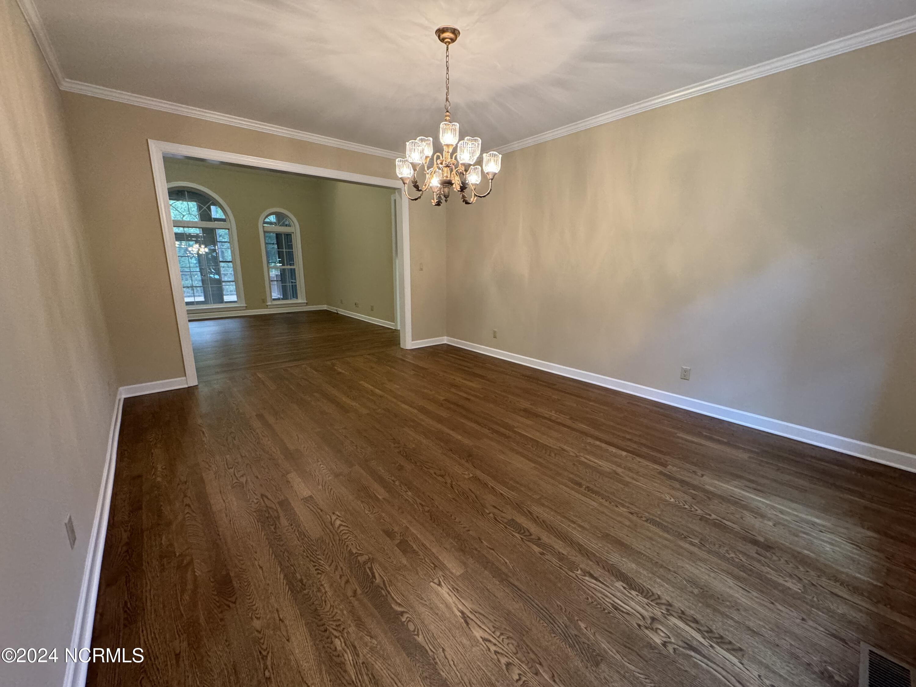 120 New River Drive Property Photo 3